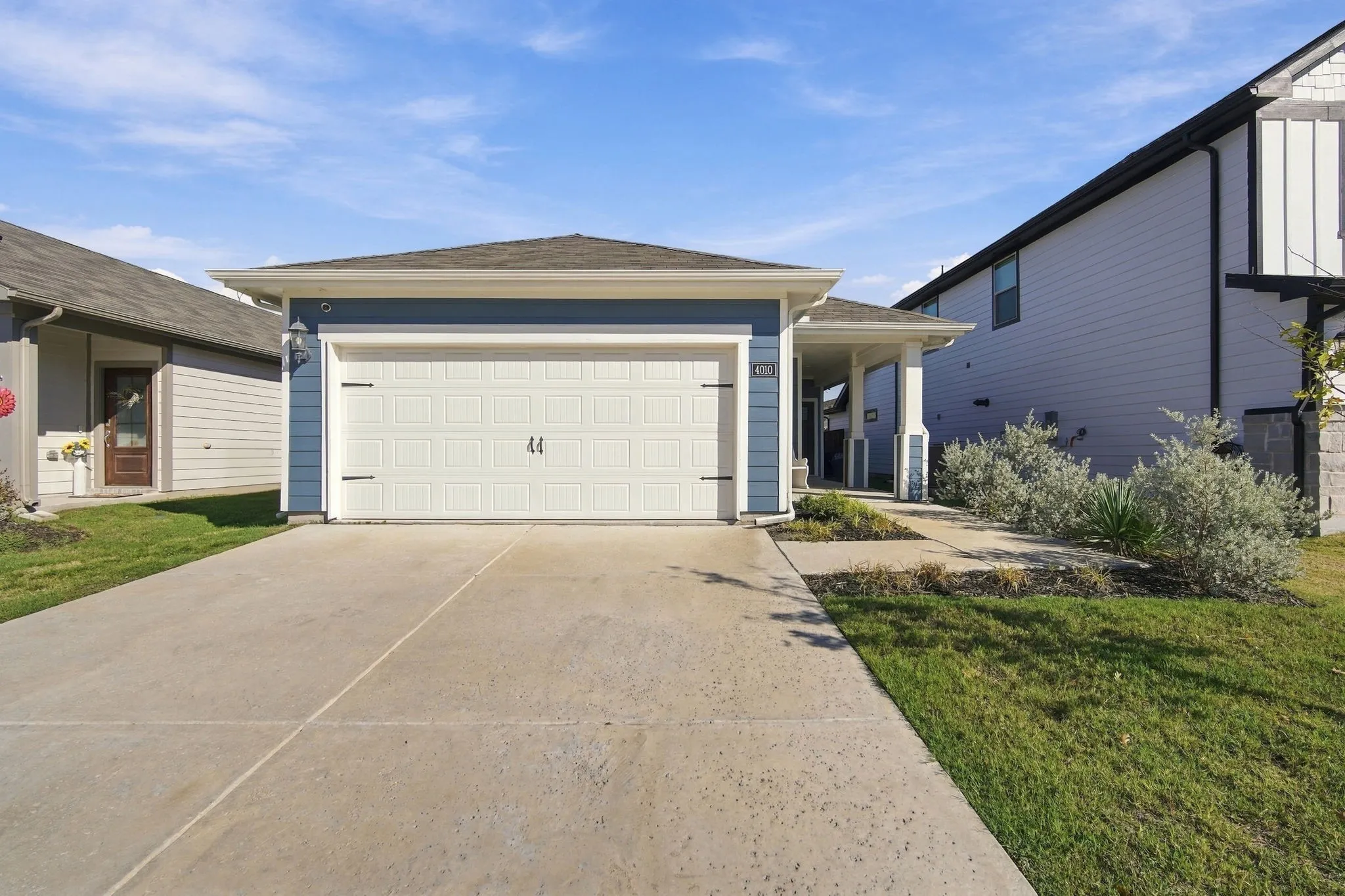 Single Family Residence For Sale in Collin County , 4010 Murvaul Drive, Farmersville, Texas 75442, 3 Bedroom, 2 Bathroom, 2 Garage spaces, 1,265 Sqft, built in 2024, mls#21396418, Real Estate Agent in Farmersville, Homes For Sale in Collin county, Homes For Sale in Farmersville, Realtor in Farmersville Texas, Real Estate Brokerage Independent Realty Texas, Luminita Cordes Realtor
