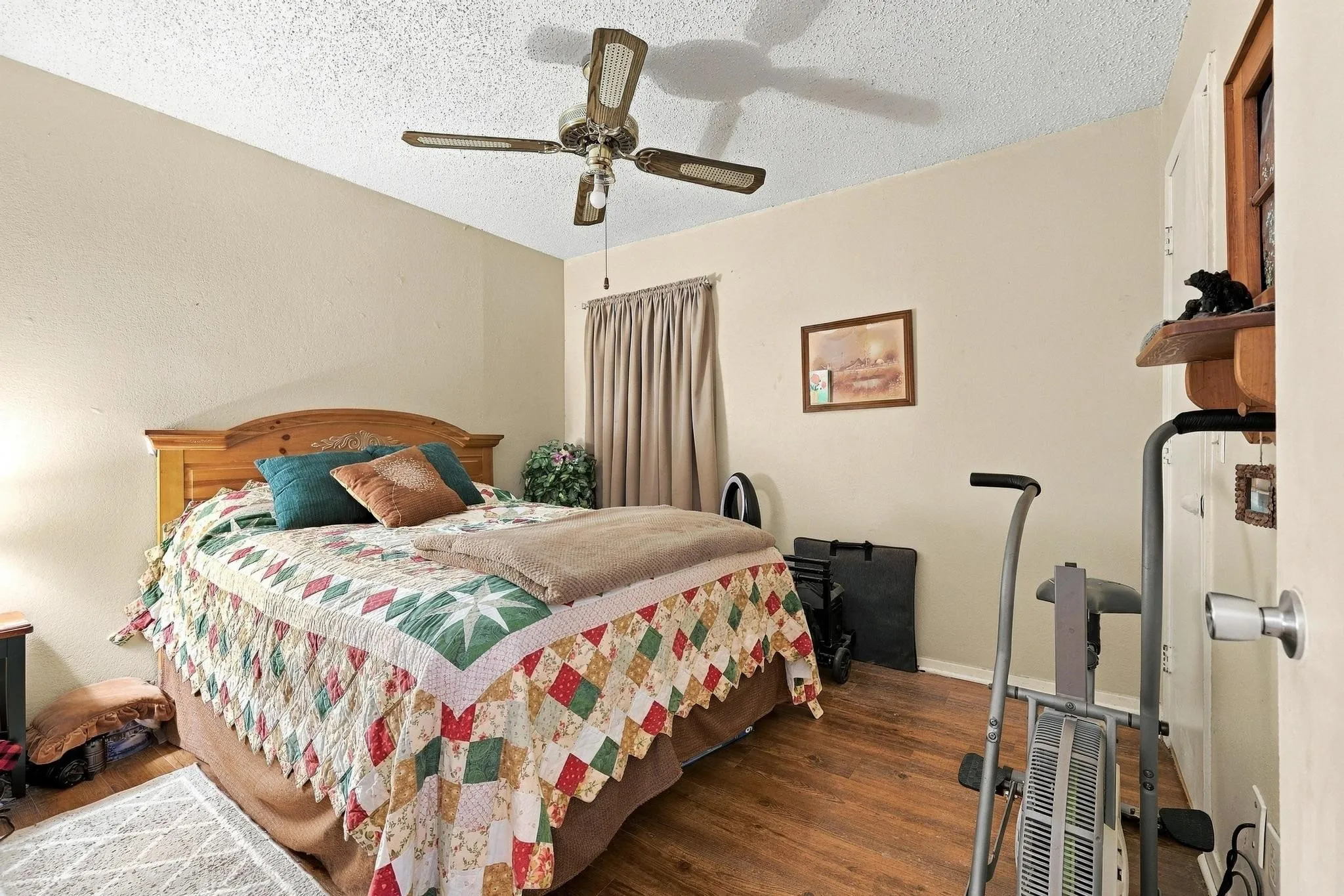 Duplex For Sale in Grayson County , 206 & 208 (202) Pecan Street, Collinsville, Texas 76233, 4 Bedroom, 2 Bathroom, Garage spaces, 0 Sqft, built in 1988, mls#21403862, Real Estate Agent in Collinsville, Homes For Sale in Grayson county, Homes For Sale in Collinsville, Realtor in Collinsville Texas, Real Estate Brokerage Independent Realty Texas, Luminita Cordes Realtor