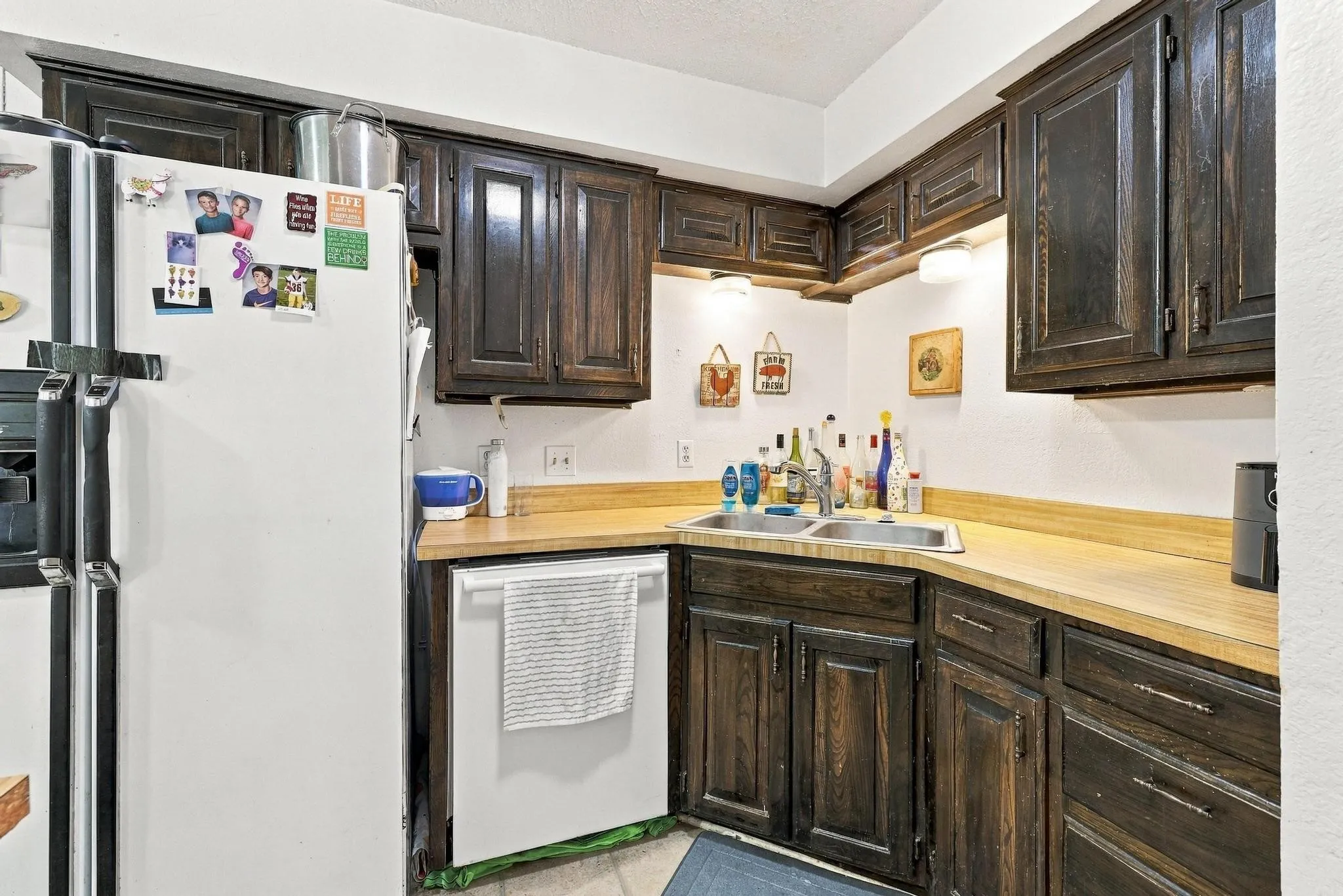 Duplex For Sale in Grayson County , 206 & 208 (202) Pecan Street, Collinsville, Texas 76233, 4 Bedroom, 2 Bathroom, Garage spaces, 0 Sqft, built in 1988, mls#21403862, Real Estate Agent in Collinsville, Homes For Sale in Grayson county, Homes For Sale in Collinsville, Realtor in Collinsville Texas, Real Estate Brokerage Independent Realty Texas, Luminita Cordes Realtor