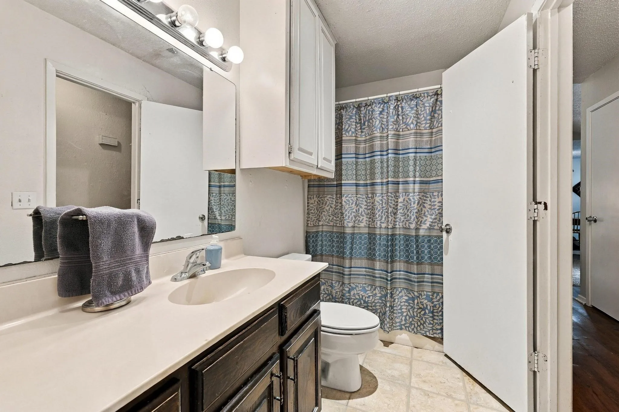 Duplex For Sale in Grayson County , 206 & 208 (202) Pecan Street, Collinsville, Texas 76233, 4 Bedroom, 2 Bathroom, Garage spaces, 0 Sqft, built in 1988, mls#21403862, Real Estate Agent in Collinsville, Homes For Sale in Grayson county, Homes For Sale in Collinsville, Realtor in Collinsville Texas, Real Estate Brokerage Independent Realty Texas, Luminita Cordes Realtor