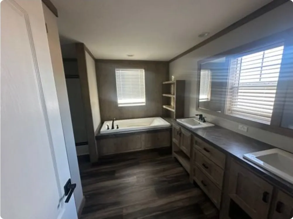 Manufactured Home For Sale in Jones County , 617 NW Ave C, Hamlin, Texas 79520, 4 Bedroom, 2 Bathroom, Garage spaces, 2,128 Sqft, built in 2021, mls#21404667, Real Estate Agent in Hamlin, Homes For Sale in Jones county, Homes For Sale in Hamlin, Realtor in Hamlin Texas, Real Estate Brokerage Independent Realty Texas, Luminita Cordes Realtor