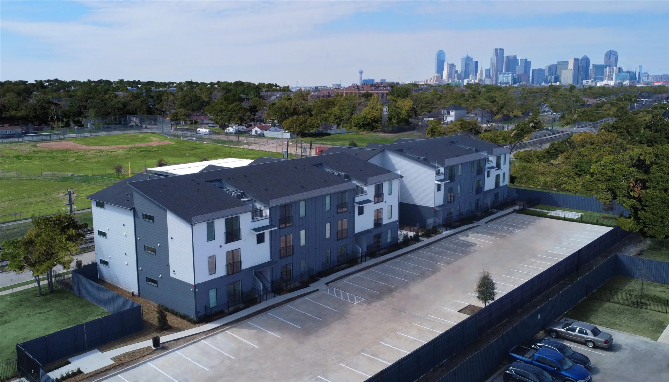 Apartment For Rent in Dallas County , 3235 Dallas Street 1307, Dallas, Texas 75210, 1 Bedroom, 1 Bathroom, Garage spaces, 780 Sqft, built in 2023, mls#21405180, Real Estate Agent in Dallas, Homes For Rent in Dallas county, Homes For Rent in Dallas, Realtor in Dallas Texas, Real Estate Brokerage Independent Realty Texas, Luminita Cordes Realtor