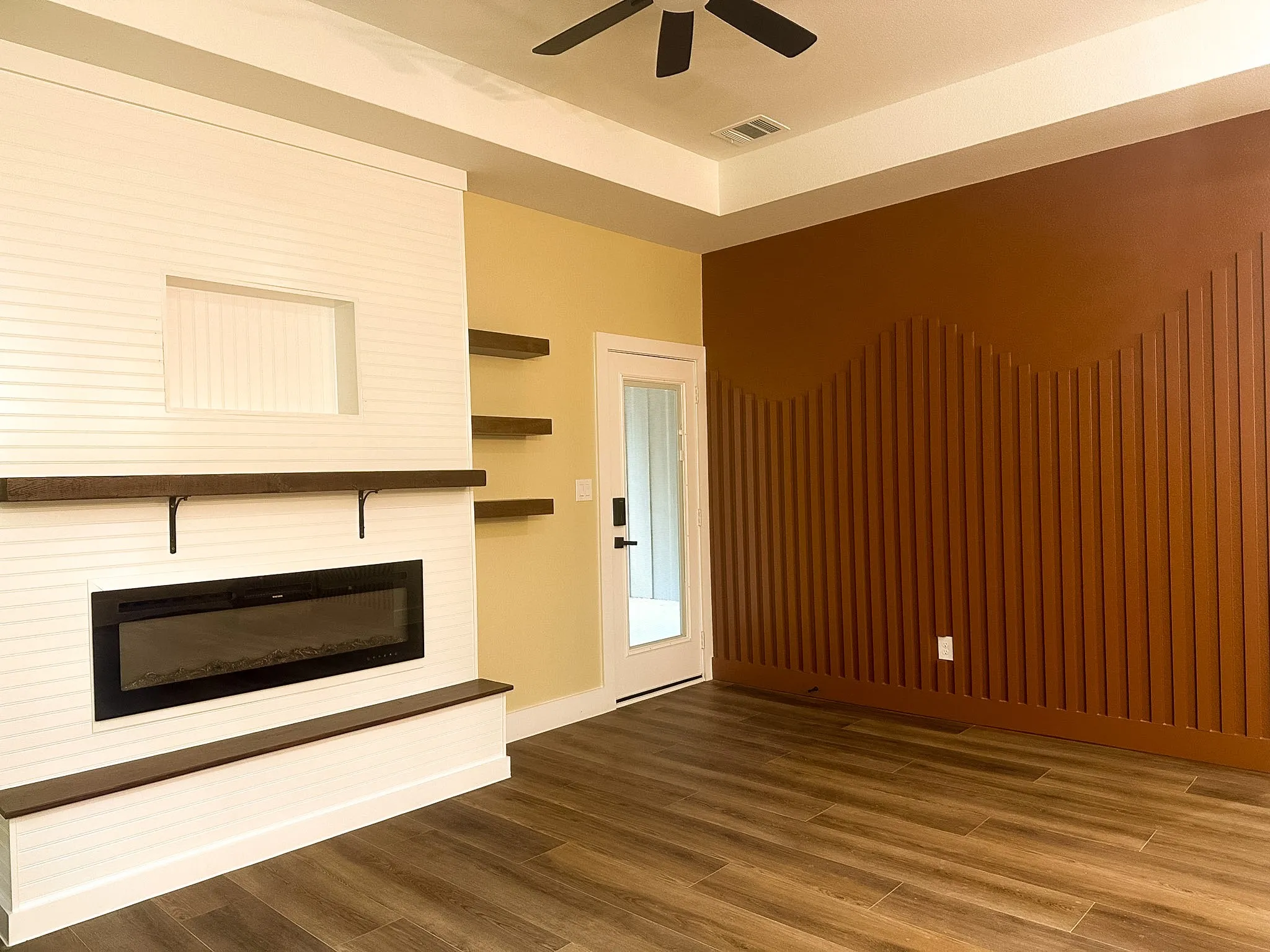 Single Family Residence For Sale in Hunt County , 123 SEAGROVE Lane, Quinlan, Texas 75474, 3 Bedroom, 2 Bathroom, Garage spaces, 1,228 Sqft, built in 2026, mls#21405181, Real Estate Agent in Quinlan, Homes For Sale in Hunt county, Homes For Sale in Quinlan, Realtor in Quinlan Texas, Real Estate Brokerage Independent Realty Texas, Luminita Cordes Realtor