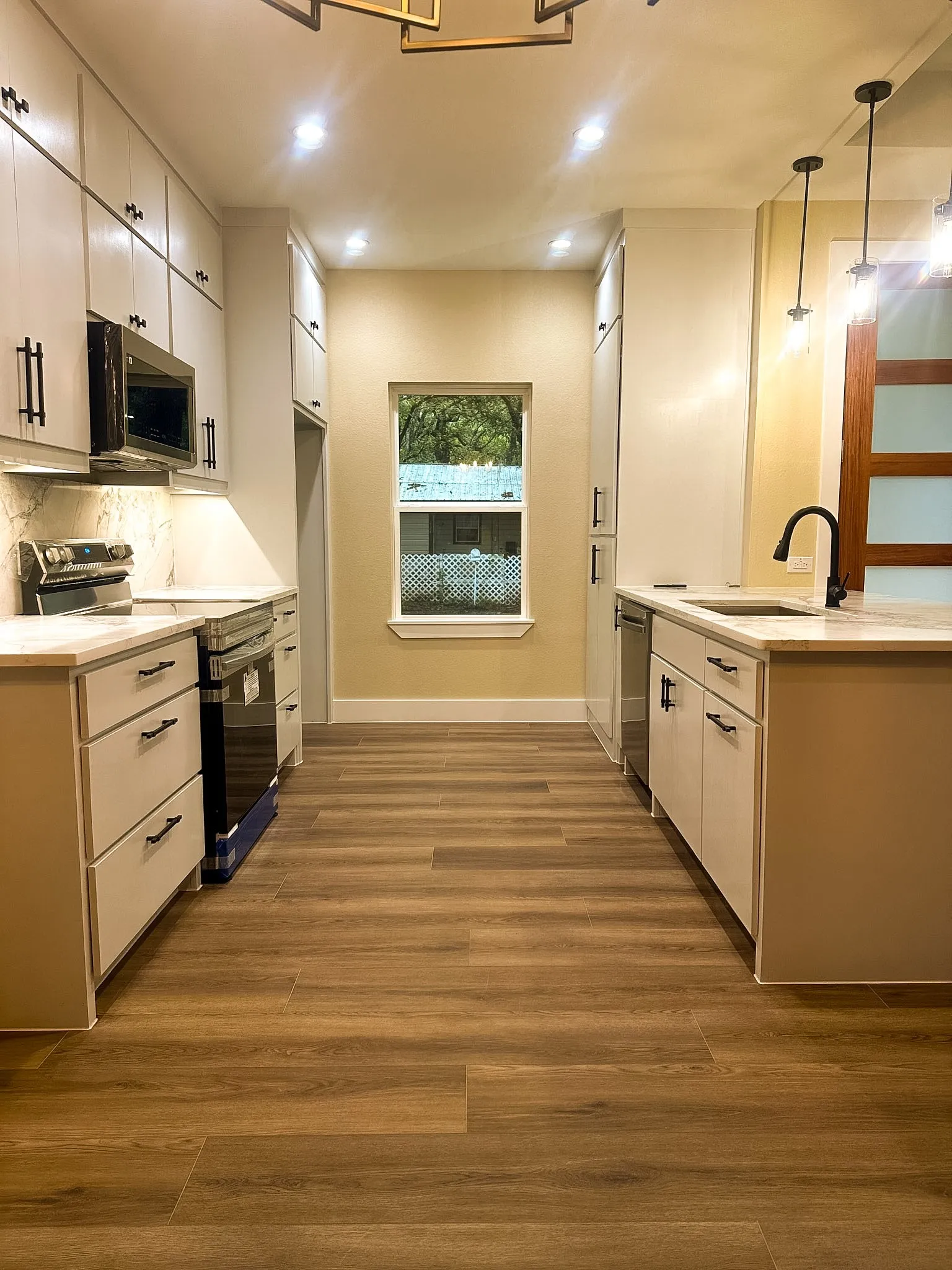 Single Family Residence For Sale in Hunt County , 123 SEAGROVE Lane, Quinlan, Texas 75474, 3 Bedroom, 2 Bathroom, Garage spaces, 1,228 Sqft, built in 2026, mls#21405181, Real Estate Agent in Quinlan, Homes For Sale in Hunt county, Homes For Sale in Quinlan, Realtor in Quinlan Texas, Real Estate Brokerage Independent Realty Texas, Luminita Cordes Realtor