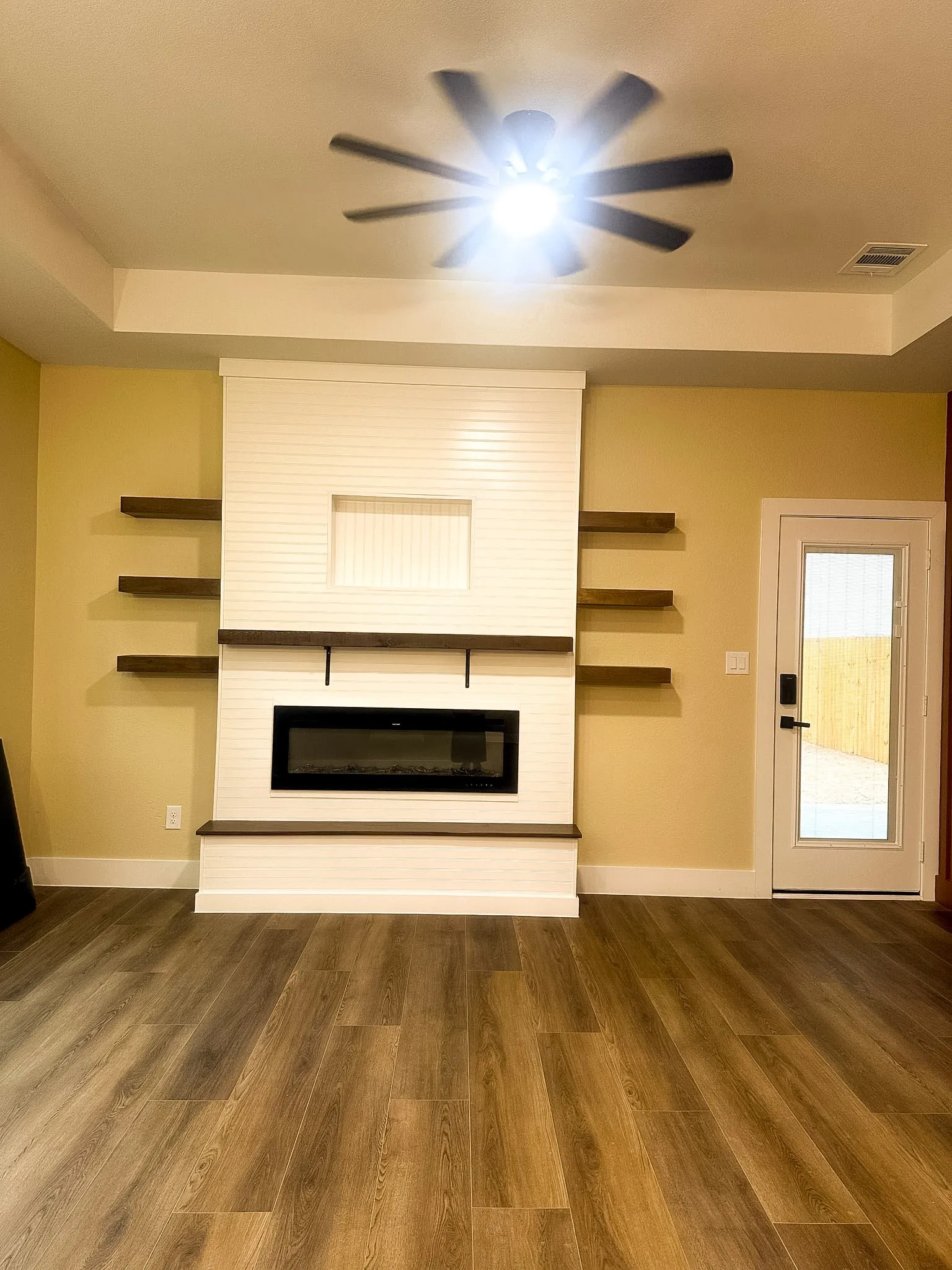 Single Family Residence For Sale in Hunt County , 123 SEAGROVE Lane, Quinlan, Texas 75474, 3 Bedroom, 2 Bathroom, Garage spaces, 1,228 Sqft, built in 2026, mls#21405181, Real Estate Agent in Quinlan, Homes For Sale in Hunt county, Homes For Sale in Quinlan, Realtor in Quinlan Texas, Real Estate Brokerage Independent Realty Texas, Luminita Cordes Realtor