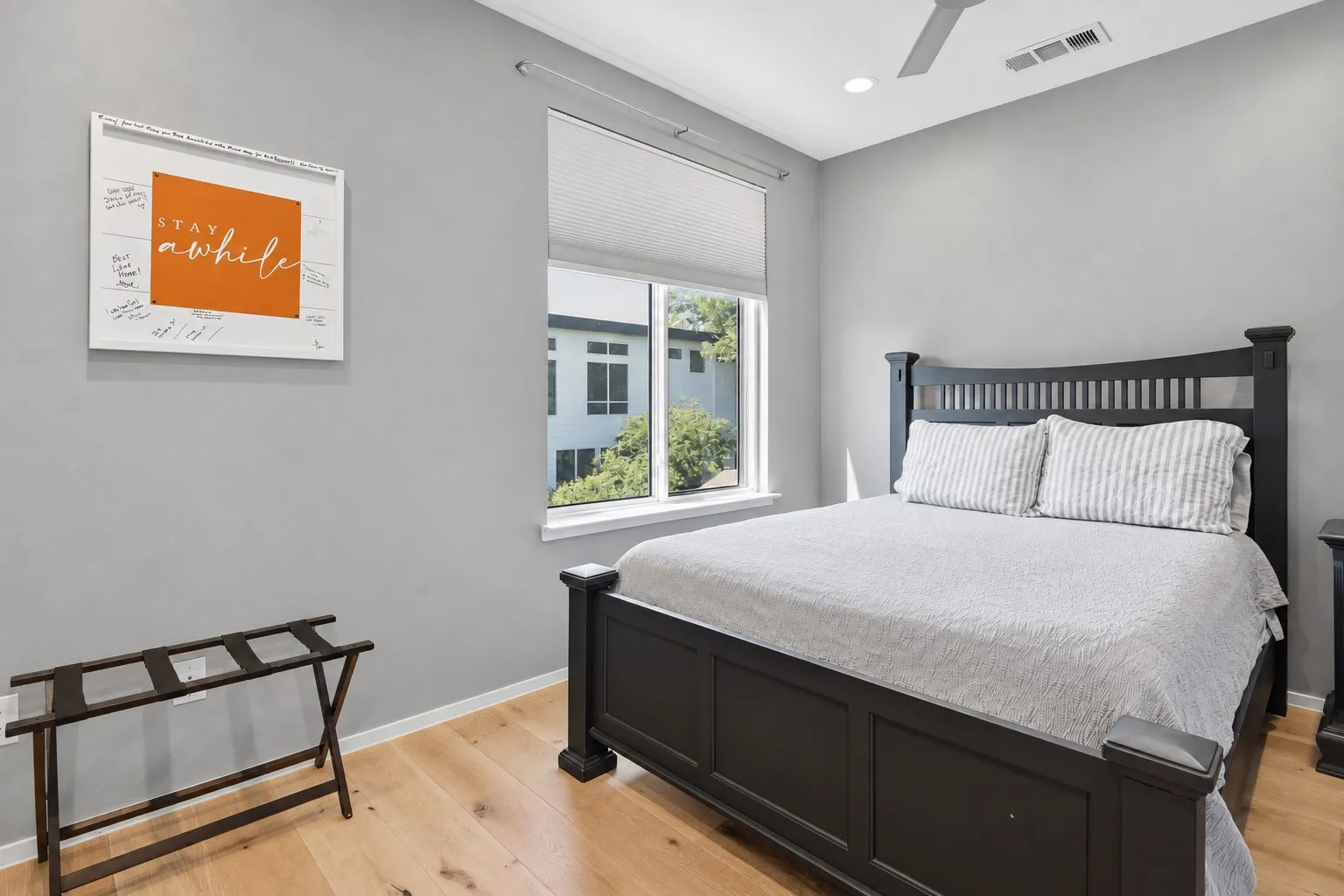Condominium For Sale in Dallas County , 5923 Hudson Street 103, Dallas, Texas 75206, 2 Bedroom, 3 Bathroom, 2 Garage spaces, 1,538 Sqft, built in 2019, mls#21405193, Real Estate Agent in Dallas, Homes For Sale in Dallas county, Homes For Sale in Dallas, Realtor in Dallas Texas, Real Estate Brokerage Independent Realty Texas, Luminita Cordes Realtor