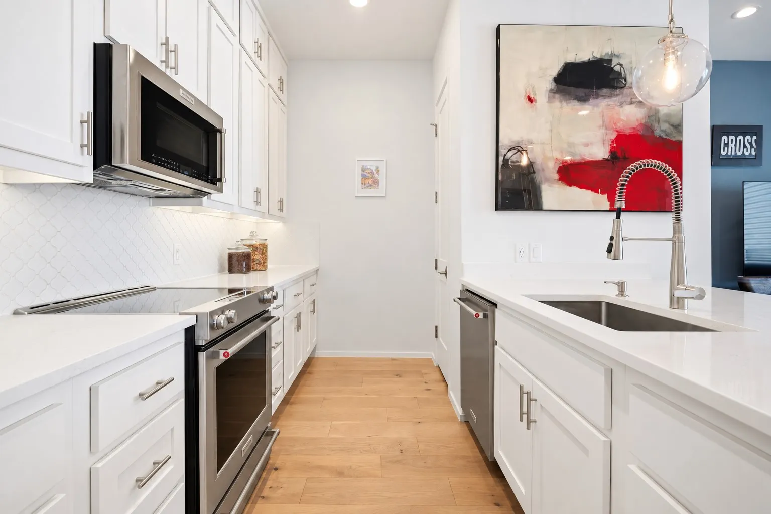 Condominium For Sale in Dallas County , 5923 Hudson Street 103, Dallas, Texas 75206, 2 Bedroom, 3 Bathroom, 2 Garage spaces, 1,538 Sqft, built in 2019, mls#21405193, Real Estate Agent in Dallas, Homes For Sale in Dallas county, Homes For Sale in Dallas, Realtor in Dallas Texas, Real Estate Brokerage Independent Realty Texas, Luminita Cordes Realtor