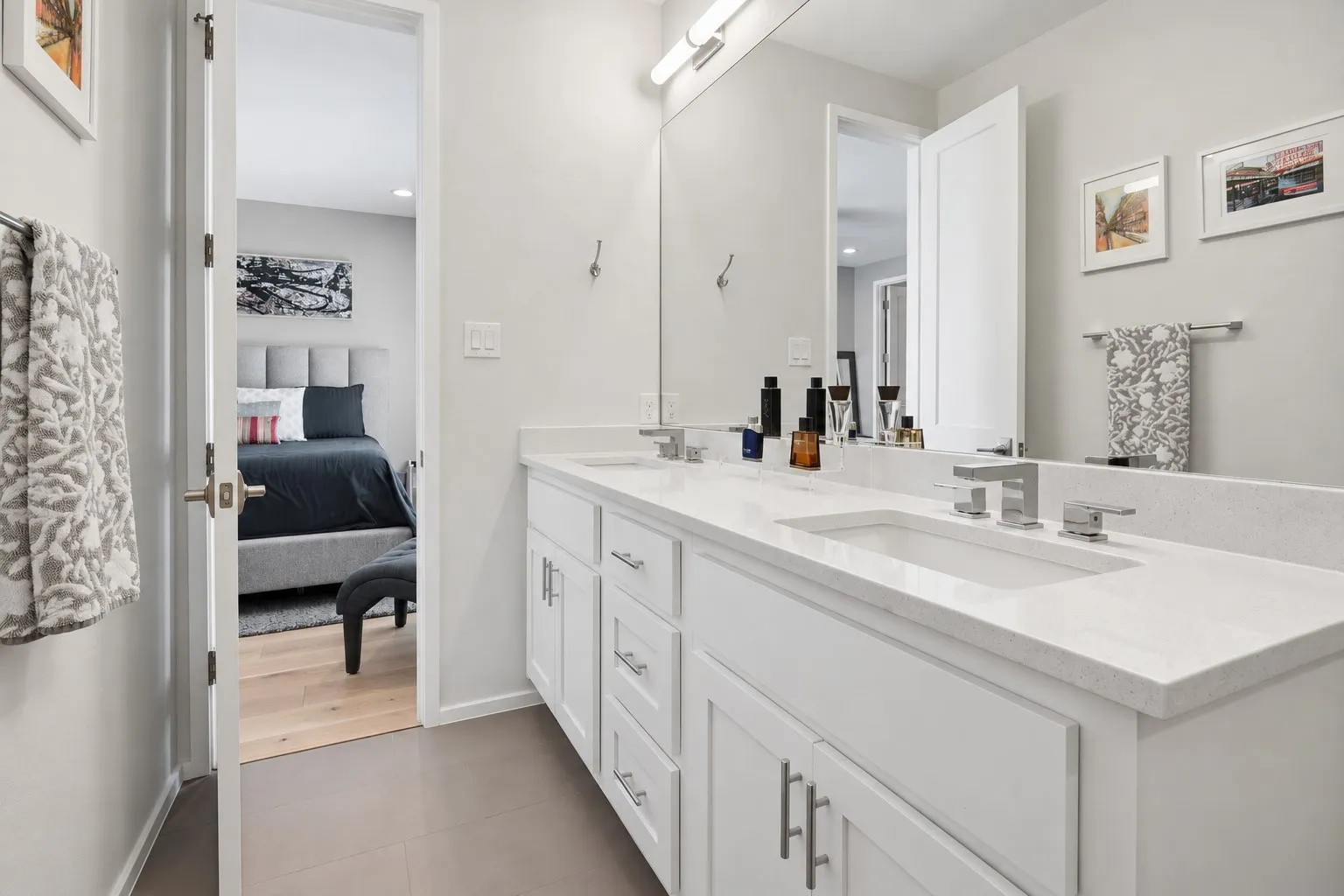 Condominium For Sale in Dallas County , 5923 Hudson Street 103, Dallas, Texas 75206, 2 Bedroom, 3 Bathroom, 2 Garage spaces, 1,538 Sqft, built in 2019, mls#21405193, Real Estate Agent in Dallas, Homes For Sale in Dallas county, Homes For Sale in Dallas, Realtor in Dallas Texas, Real Estate Brokerage Independent Realty Texas, Luminita Cordes Realtor