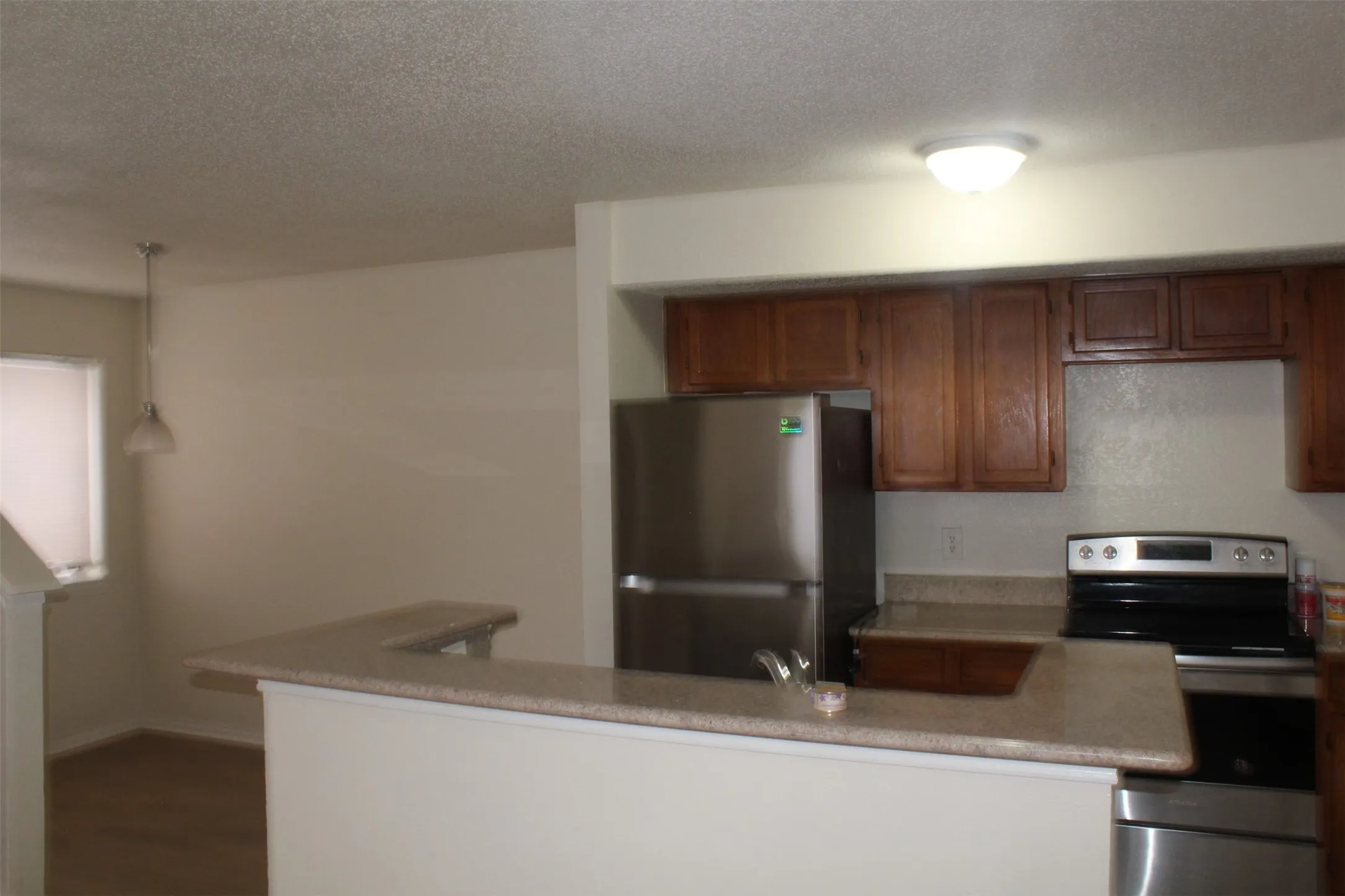 Condominium For Rent in Dallas County , 9809 Walnut Street 210, Dallas, Texas 75243, 2 Bedroom, 2 Bathroom, Garage spaces, 1,031 Sqft, built in 1981, mls#21405195, Real Estate Agent in Dallas, Homes For Rent in Dallas county, Homes For Rent in Dallas, Realtor in Dallas Texas, Real Estate Brokerage Independent Realty Texas, Luminita Cordes Realtor