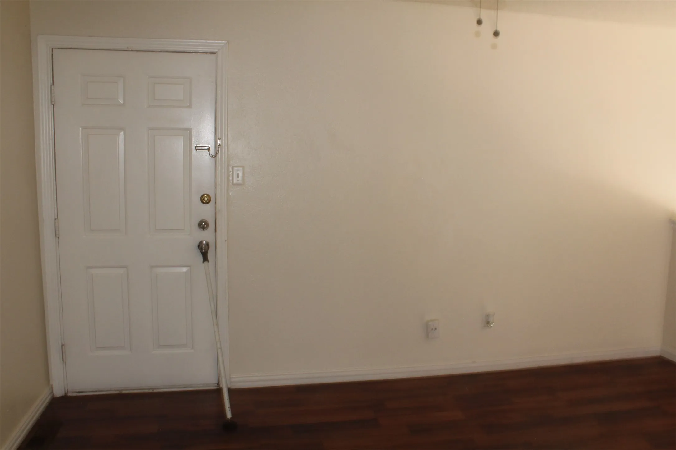Condominium For Rent in Dallas County , 9809 Walnut Street 210, Dallas, Texas 75243, 2 Bedroom, 2 Bathroom, Garage spaces, 1,031 Sqft, built in 1981, mls#21405195, Real Estate Agent in Dallas, Homes For Rent in Dallas county, Homes For Rent in Dallas, Realtor in Dallas Texas, Real Estate Brokerage Independent Realty Texas, Luminita Cordes Realtor