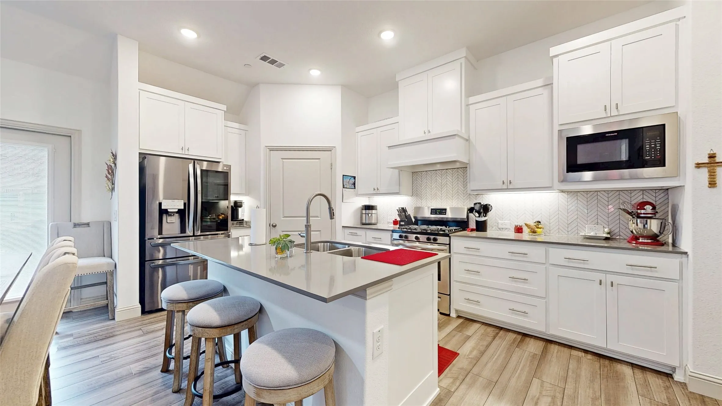Townhouse For Sale in Denton County , 505 Matchbox Street, Argyle, Texas 76226, 2 Bedroom, 2 Bathroom, 2 Garage spaces, 1,332 Sqft, built in 2022, mls#21405055, Real Estate Agent in Argyle, Homes For Sale in Denton county, Homes For Sale in Argyle, Realtor in Argyle Texas, Real Estate Brokerage Independent Realty Texas, Luminita Cordes Realtor