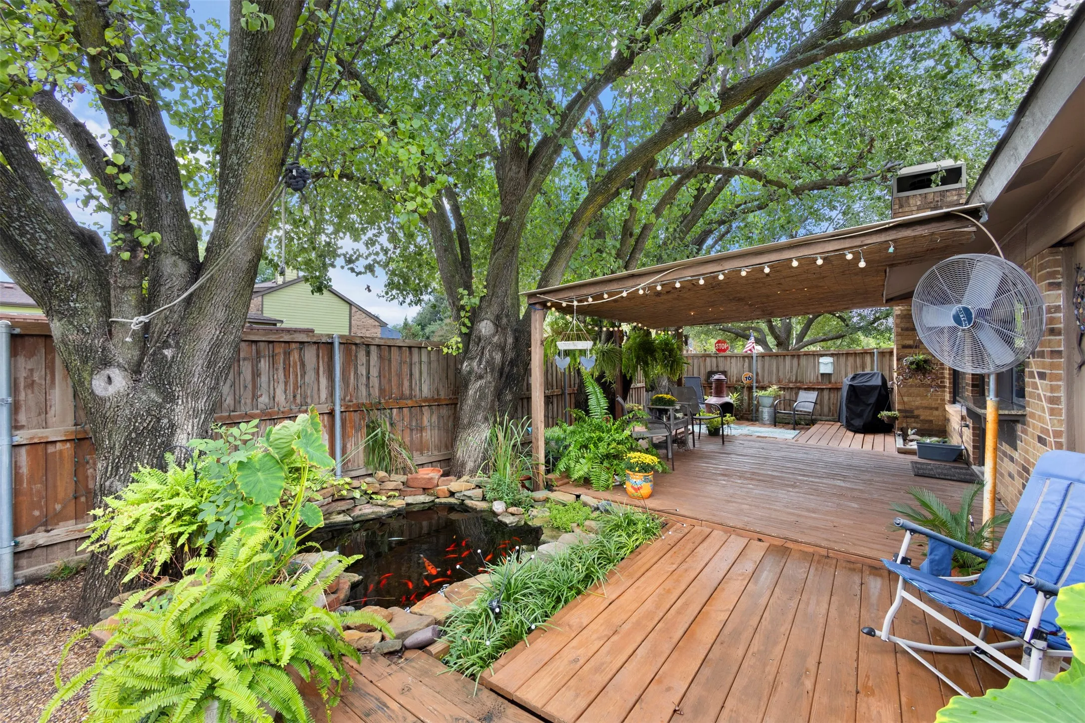 Single Family Residence For Sale in Dallas County , 1700 Culberson Drive, Mesquite, Texas 75150, 3 Bedroom, 2 Bathroom, 2 Garage spaces, 1,503 Sqft, built in 1982, mls#21402168, Real Estate Agent in Mesquite, Homes For Sale in Dallas county, Homes For Sale in Mesquite, Realtor in Mesquite Texas, Real Estate Brokerage Independent Realty Texas, Luminita Cordes Realtor