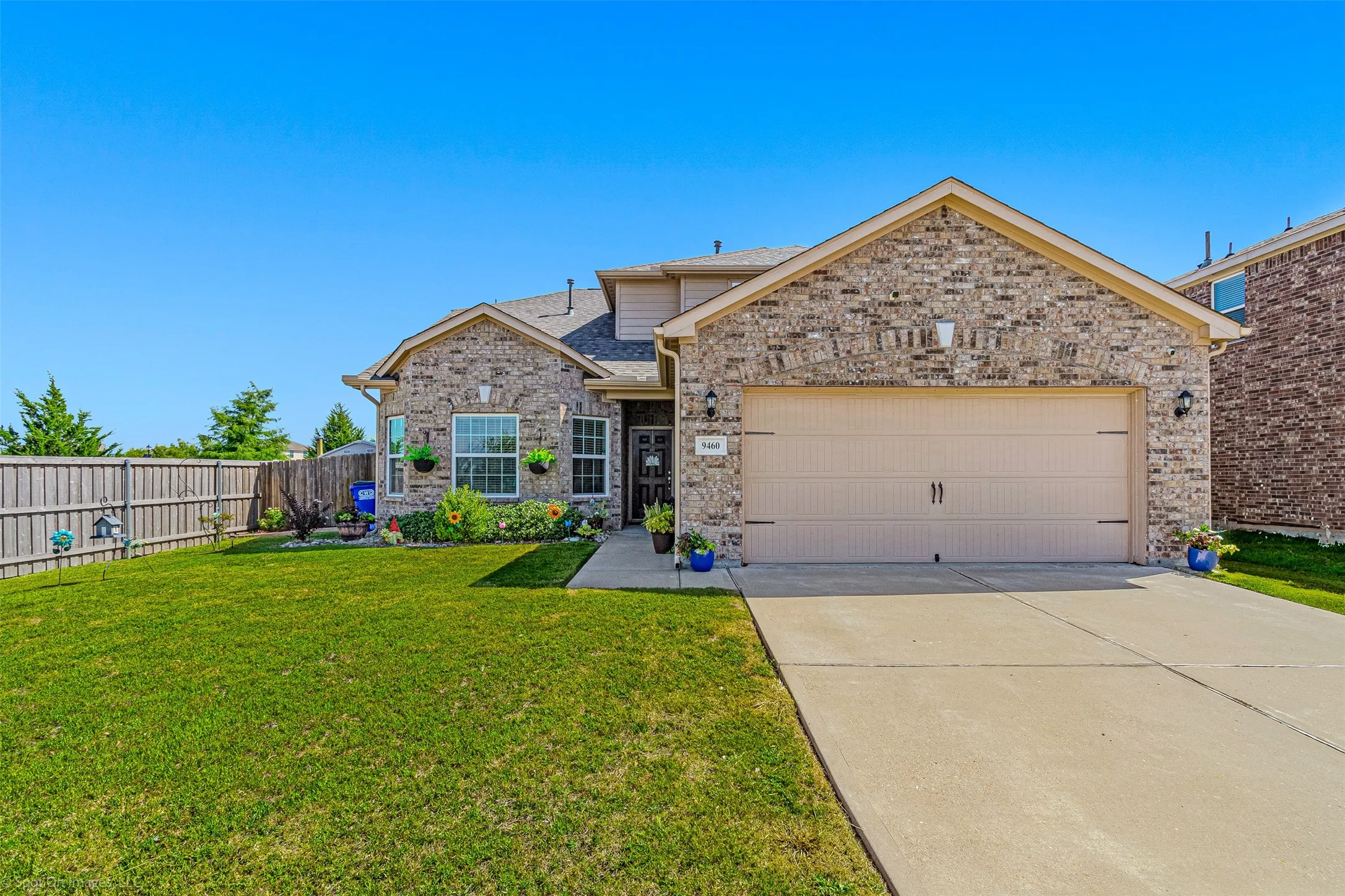 Single Family Residence For Sale in Kaufman County , 9460 Plum Court, Forney, Texas 75126, 4 Bedroom, 3 Bathroom, 2 Garage spaces, 2,235 Sqft, built in 2017, mls#21405131, Real Estate Agent in Forney, Homes For Sale in Kaufman county, Homes For Sale in Forney, Realtor in Forney Texas, Real Estate Brokerage Independent Realty Texas, Luminita Cordes Realtor