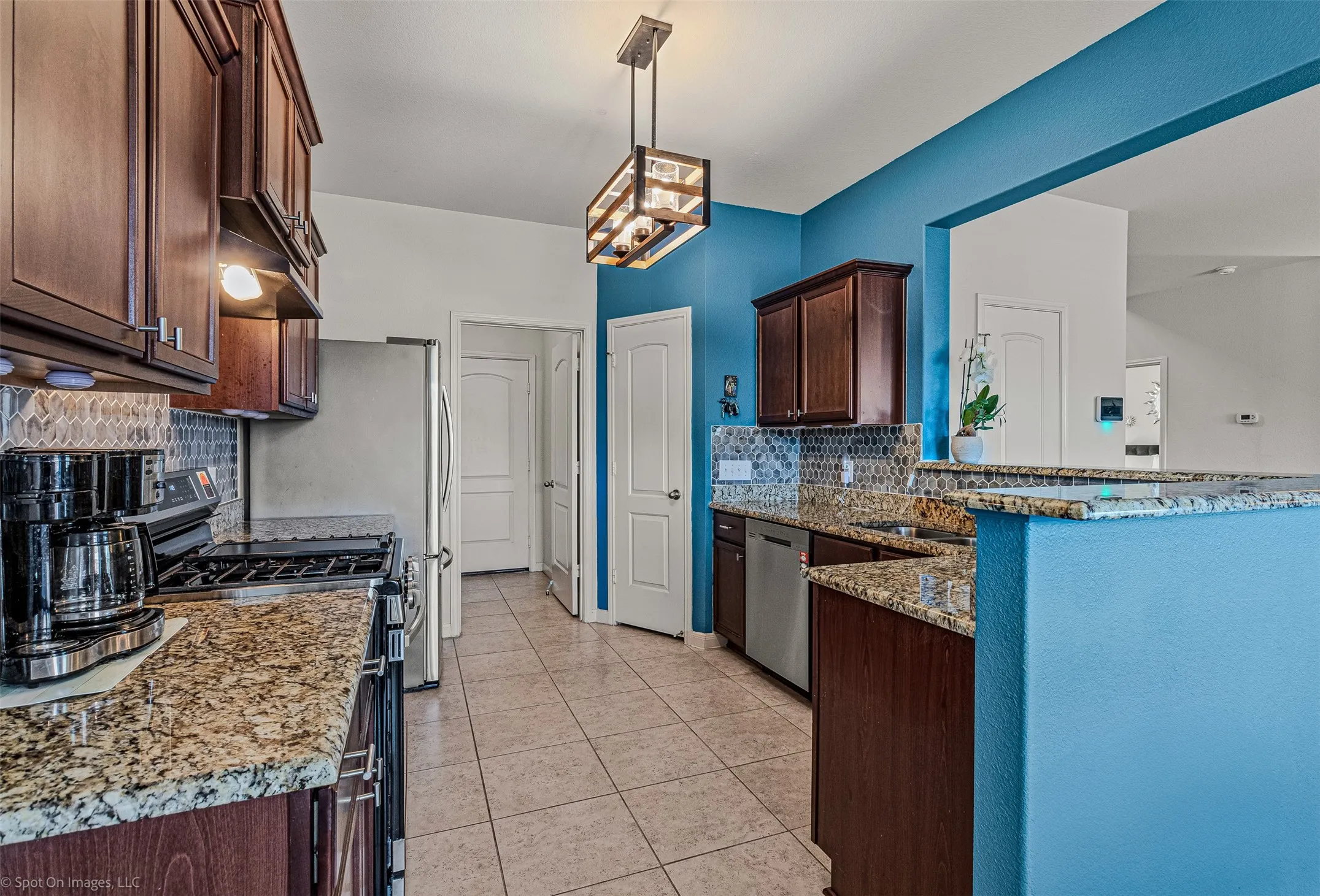 Single Family Residence For Sale in Kaufman County , 9460 Plum Court, Forney, Texas 75126, 4 Bedroom, 3 Bathroom, 2 Garage spaces, 2,235 Sqft, built in 2017, mls#21405131, Real Estate Agent in Forney, Homes For Sale in Kaufman county, Homes For Sale in Forney, Realtor in Forney Texas, Real Estate Brokerage Independent Realty Texas, Luminita Cordes Realtor