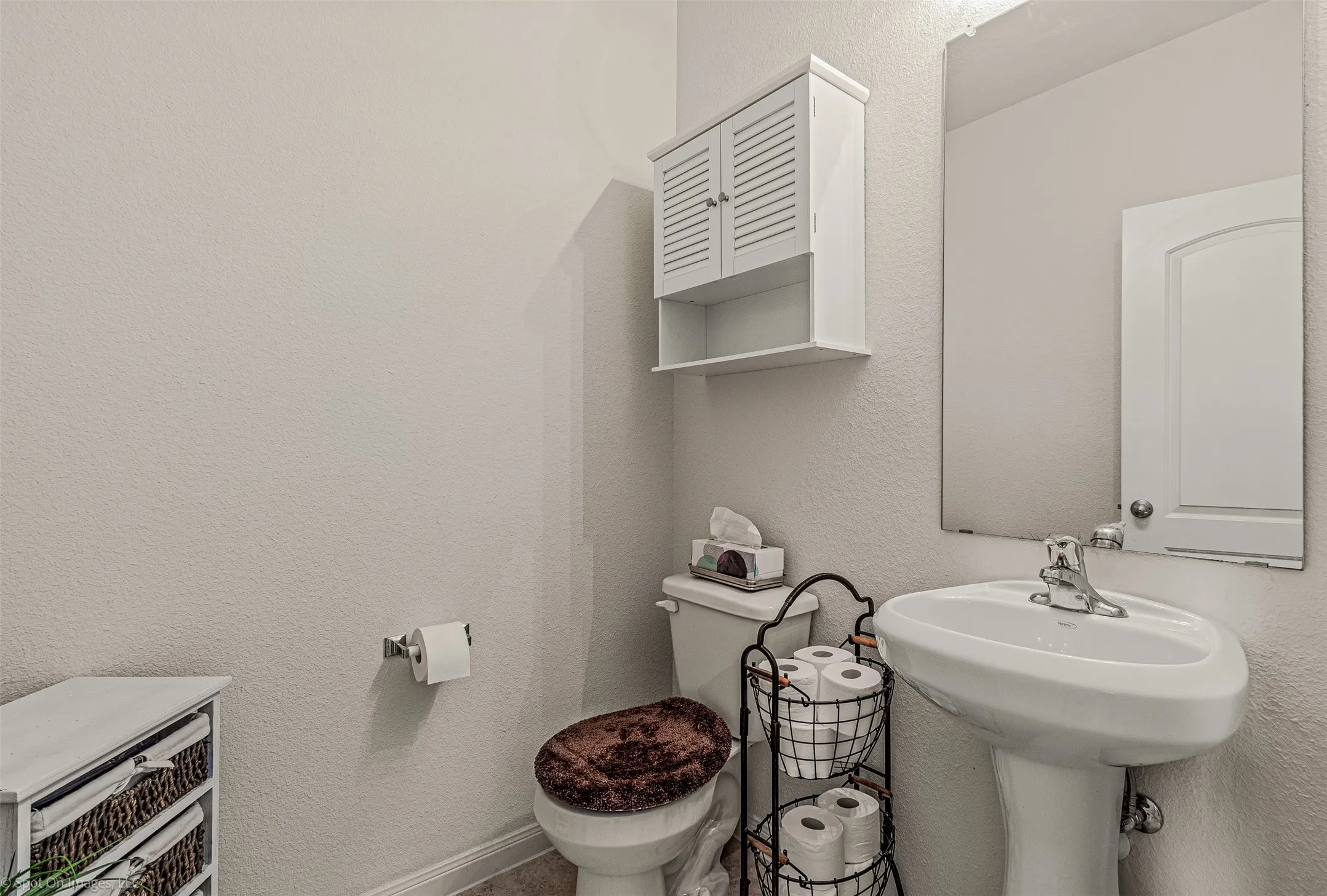 Single Family Residence For Sale in Kaufman County , 9460 Plum Court, Forney, Texas 75126, 4 Bedroom, 3 Bathroom, 2 Garage spaces, 2,235 Sqft, built in 2017, mls#21405131, Real Estate Agent in Forney, Homes For Sale in Kaufman county, Homes For Sale in Forney, Realtor in Forney Texas, Real Estate Brokerage Independent Realty Texas, Luminita Cordes Realtor