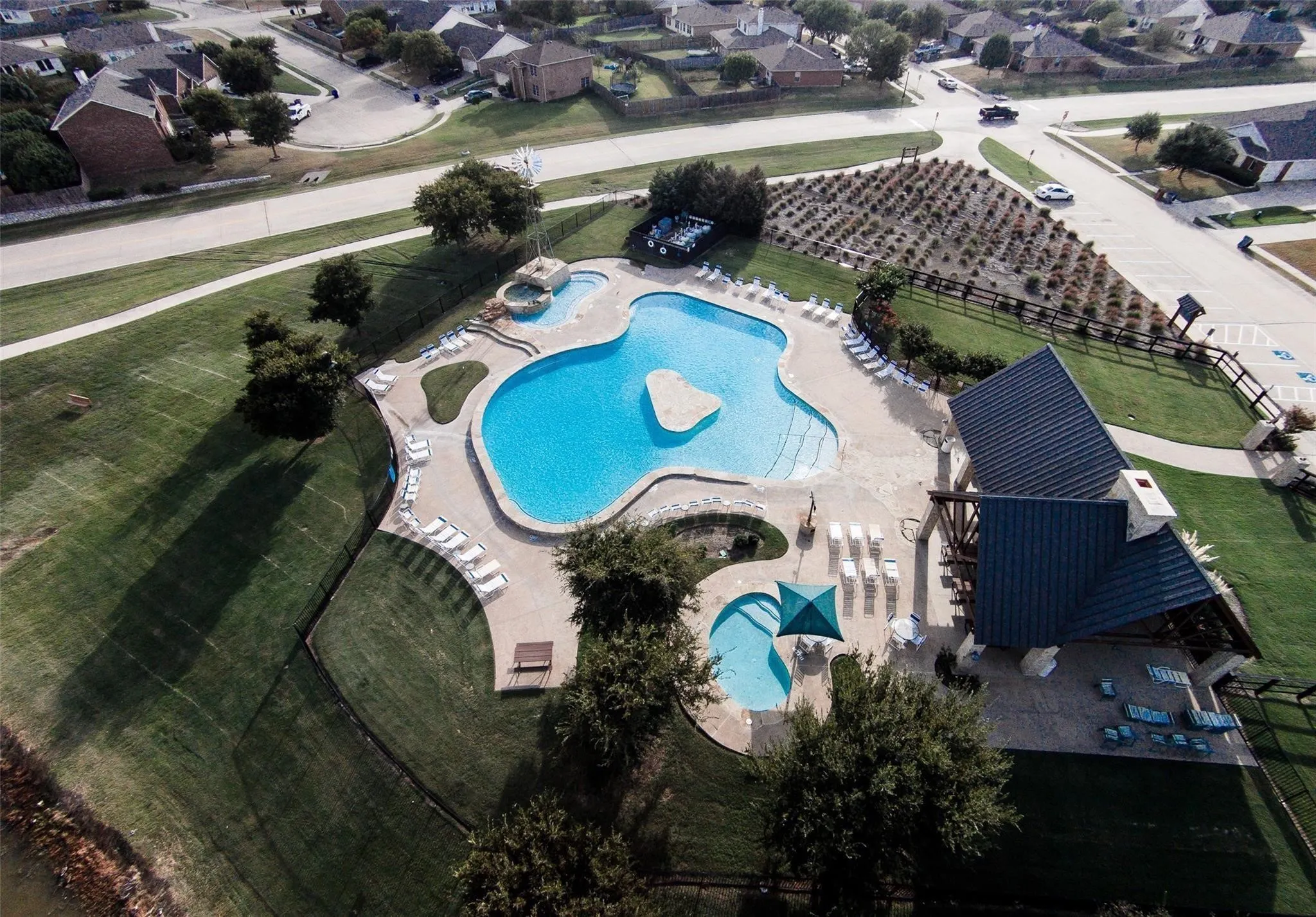 Single Family Residence For Sale in Kaufman County , 9460 Plum Court, Forney, Texas 75126, 4 Bedroom, 3 Bathroom, 2 Garage spaces, 2,235 Sqft, built in 2017, mls#21405131, Real Estate Agent in Forney, Homes For Sale in Kaufman county, Homes For Sale in Forney, Realtor in Forney Texas, Real Estate Brokerage Independent Realty Texas, Luminita Cordes Realtor