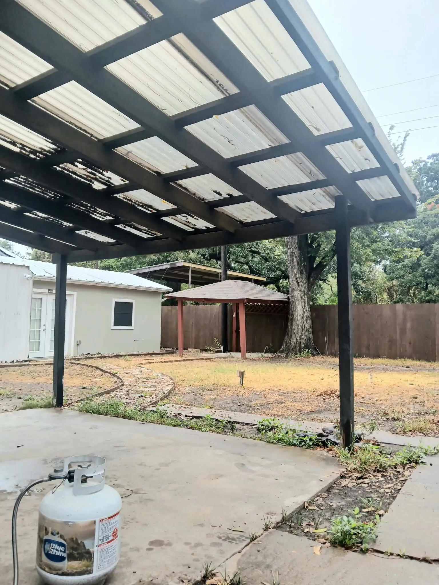 Single Family Residence For Sale in Dallas County , 1111 Hickory Street, Irving, Texas 75060, 3 Bedroom, 3 Bathroom, 2 Garage spaces, 1,494 Sqft, built in 1964, mls#21403685, Real Estate Agent in Irving, Homes For Sale in Dallas county, Homes For Sale in Irving, Realtor in Irving Texas, Real Estate Brokerage Independent Realty Texas, Luminita Cordes Realtor