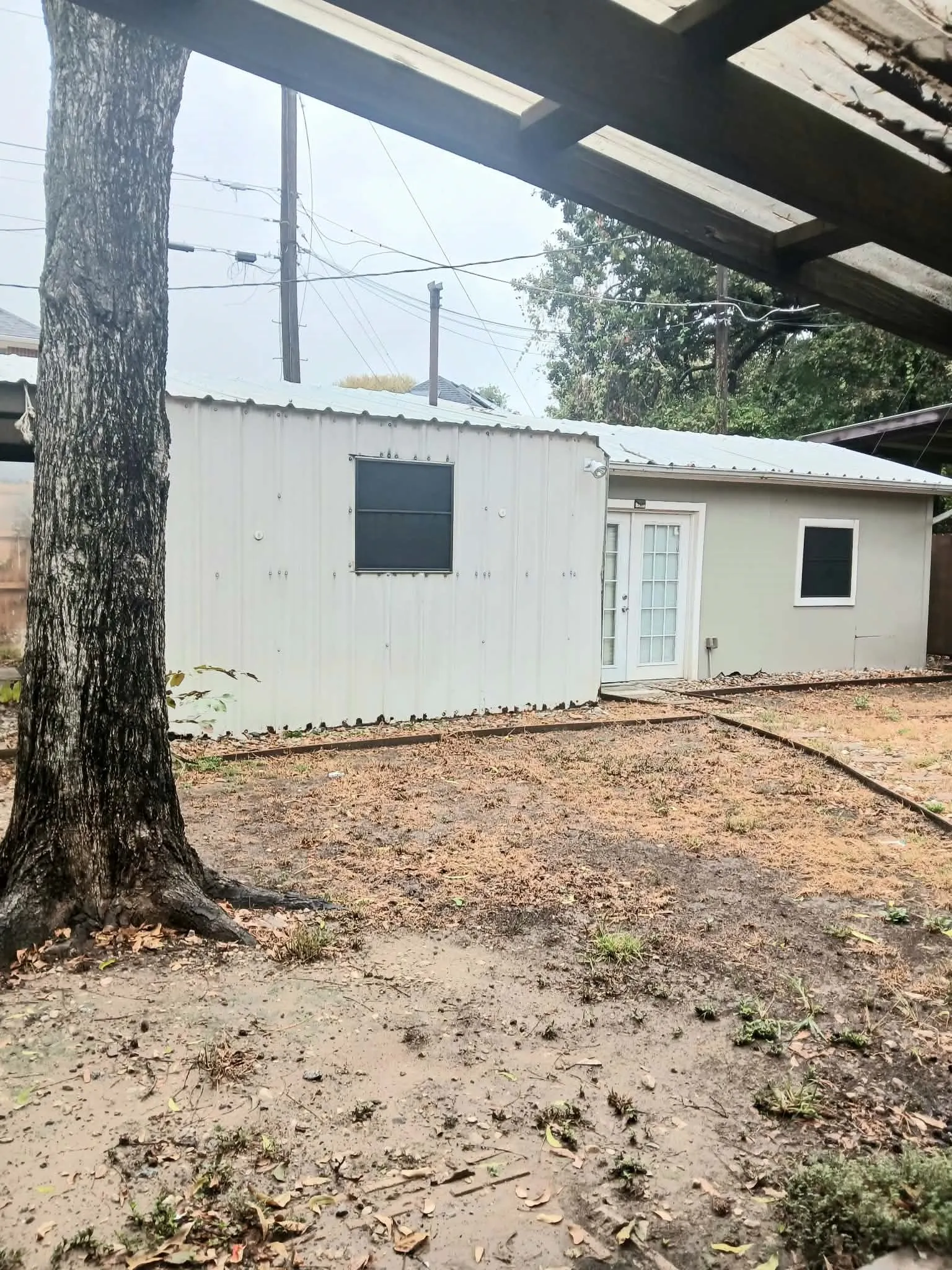 Single Family Residence For Sale in Dallas County , 1111 Hickory Street, Irving, Texas 75060, 3 Bedroom, 3 Bathroom, 2 Garage spaces, 1,494 Sqft, built in 1964, mls#21403685, Real Estate Agent in Irving, Homes For Sale in Dallas county, Homes For Sale in Irving, Realtor in Irving Texas, Real Estate Brokerage Independent Realty Texas, Luminita Cordes Realtor