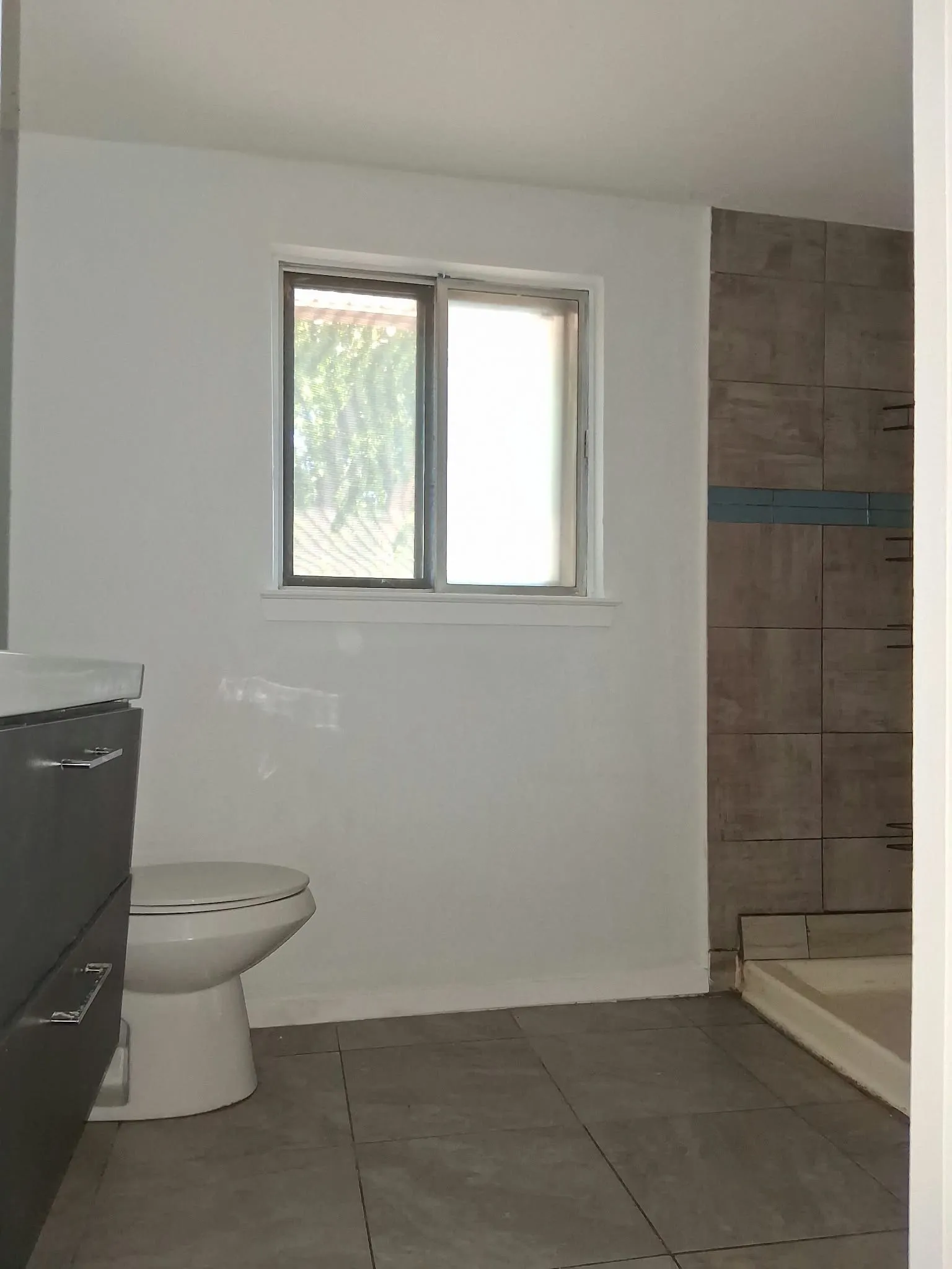 Single Family Residence For Sale in Dallas County , 1111 Hickory Street, Irving, Texas 75060, 3 Bedroom, 3 Bathroom, 2 Garage spaces, 1,494 Sqft, built in 1964, mls#21403685, Real Estate Agent in Irving, Homes For Sale in Dallas county, Homes For Sale in Irving, Realtor in Irving Texas, Real Estate Brokerage Independent Realty Texas, Luminita Cordes Realtor