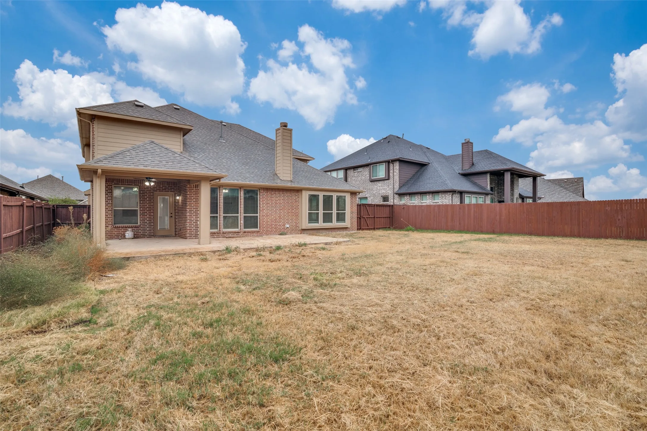 Single Family Residence For Sale in Kaufman County , 1814 Huntsman Way, Heath, Texas 75126, 4 Bedroom, 4 Bathroom, 3 Garage spaces, 3,927 Sqft, built in 2018, mls#21401660, Real Estate Agent in Heath, Homes For Sale in Kaufman county, Homes For Sale in Heath, Realtor in Heath Texas, Real Estate Brokerage Independent Realty Texas, Luminita Cordes Realtor
