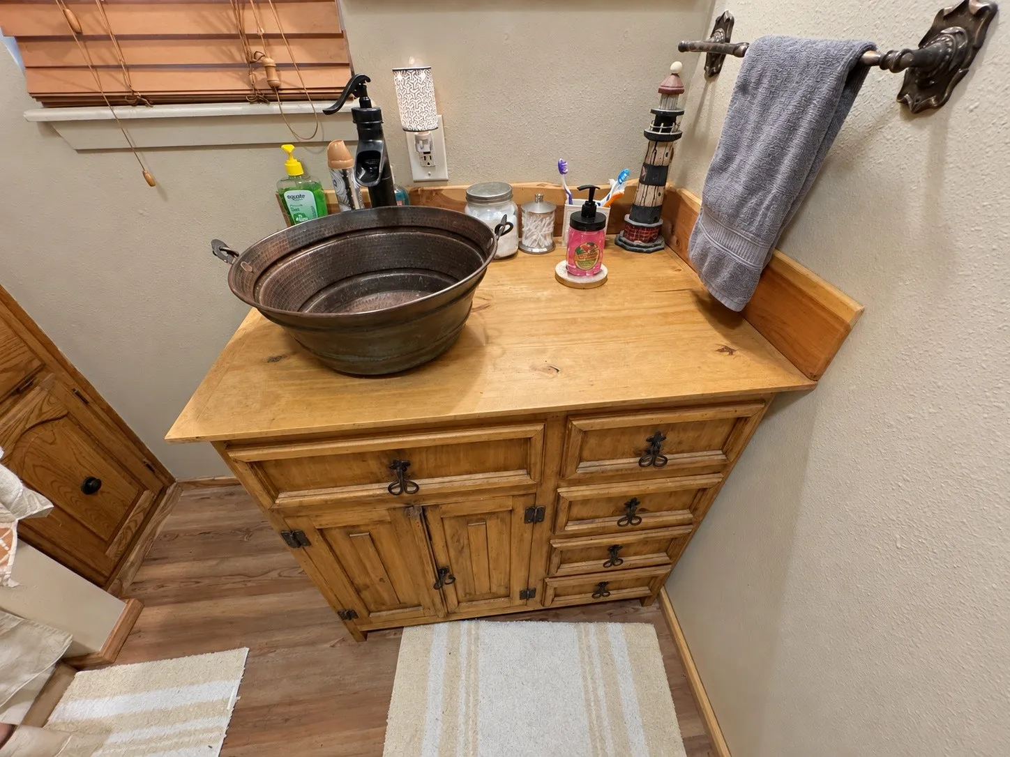 Single Family Residence For Sale in Wood County , 1048 Holly Trail, Holly Lake Ranch, Texas 75765, 2 Bedroom, 1 Bathroom, Garage spaces, 984 Sqft, built in 2005, mls#21405219, Real Estate Agent in Holly Lake Ranch, Homes For Sale in Wood county, Homes For Sale in Holly Lake Ranch, Realtor in Holly Lake Ranch Texas, Real Estate Brokerage Independent Realty Texas, Luminita Cordes Realtor