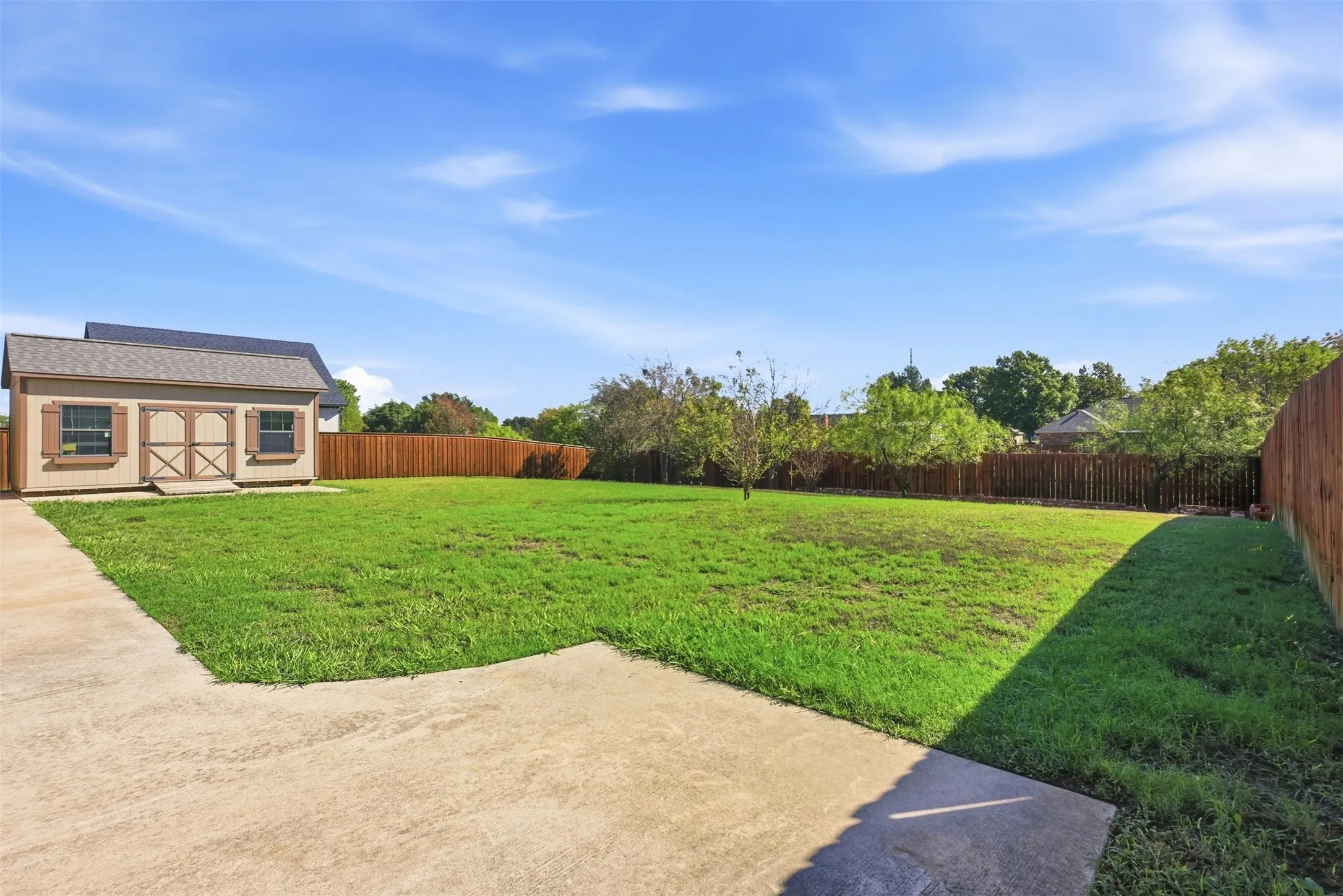Single Family Residence For Sale in Tarrant County , 1013 Telford Trail, Crowley, Texas 76036, 4 Bedroom, 4 Bathroom, 3 Garage spaces, 4,000 Sqft, built in 2006, mls#21402000, Real Estate Agent in Crowley, Homes For Sale in Tarrant county, Homes For Sale in Crowley, Realtor in Crowley Texas, Real Estate Brokerage Independent Realty Texas, Luminita Cordes Realtor