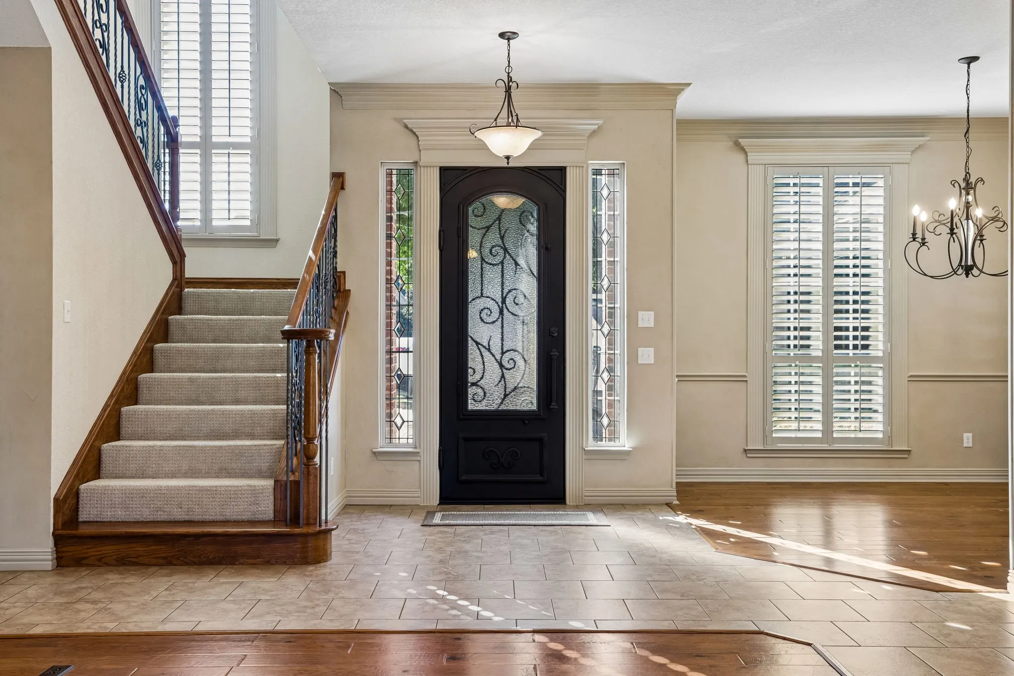 Single Family Residence For Sale in Tarrant County , 837 Thomas Crossing Drive, Fort Worth, Texas 76028, 4 Bedroom, 3 Bathroom, 3 Garage spaces, 3,185 Sqft, built in 2005, mls#21402077, Real Estate Agent in Fort Worth, Homes For Sale in Tarrant county, Homes For Sale in Fort Worth, Realtor in Fort Worth Texas, Real Estate Brokerage Independent Realty Texas, Luminita Cordes Realtor