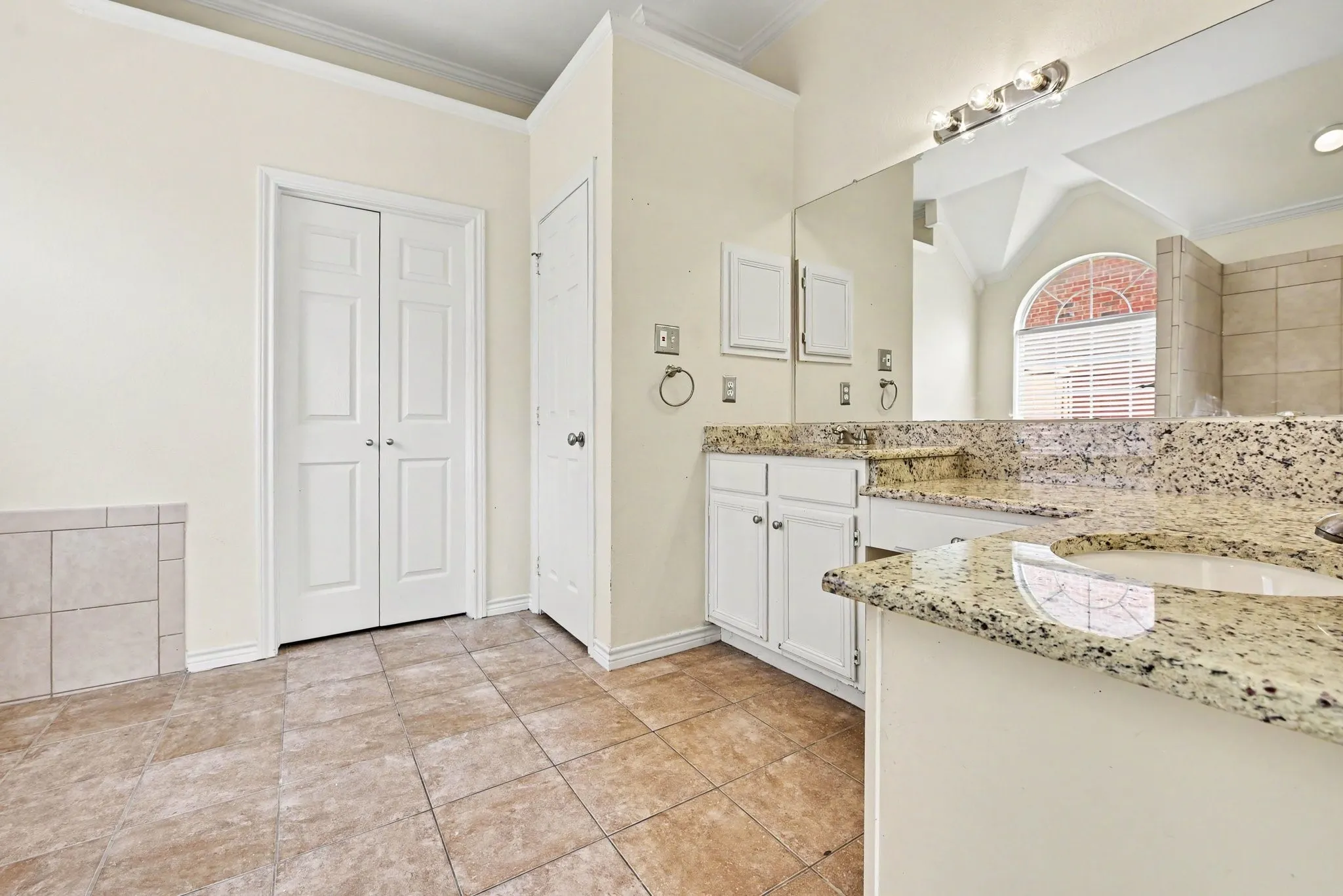 Single Family Residence For Sale in Collin County , 3100 Manga Drive, Plano, Texas 75025, 4 Bedroom, 2 Bathroom, 2 Garage spaces, 2,192 Sqft, built in 1992, mls#21404816, Real Estate Agent in Plano, Homes For Sale in Collin county, Homes For Sale in Plano, Realtor in Plano Texas, Real Estate Brokerage Independent Realty Texas, Luminita Cordes Realtor