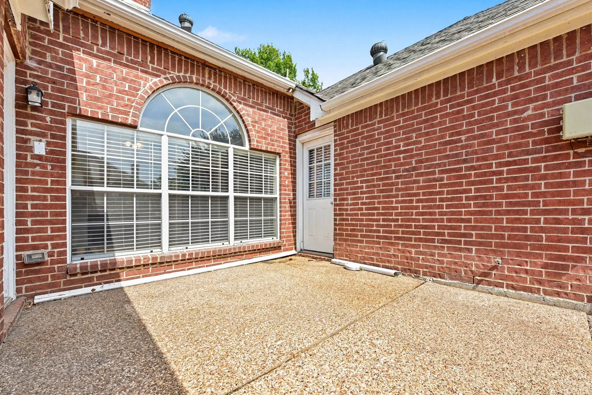 Single Family Residence For Sale in Collin County , 3100 Manga Drive, Plano, Texas 75025, 4 Bedroom, 2 Bathroom, 2 Garage spaces, 2,192 Sqft, built in 1992, mls#21404816, Real Estate Agent in Plano, Homes For Sale in Collin county, Homes For Sale in Plano, Realtor in Plano Texas, Real Estate Brokerage Independent Realty Texas, Luminita Cordes Realtor