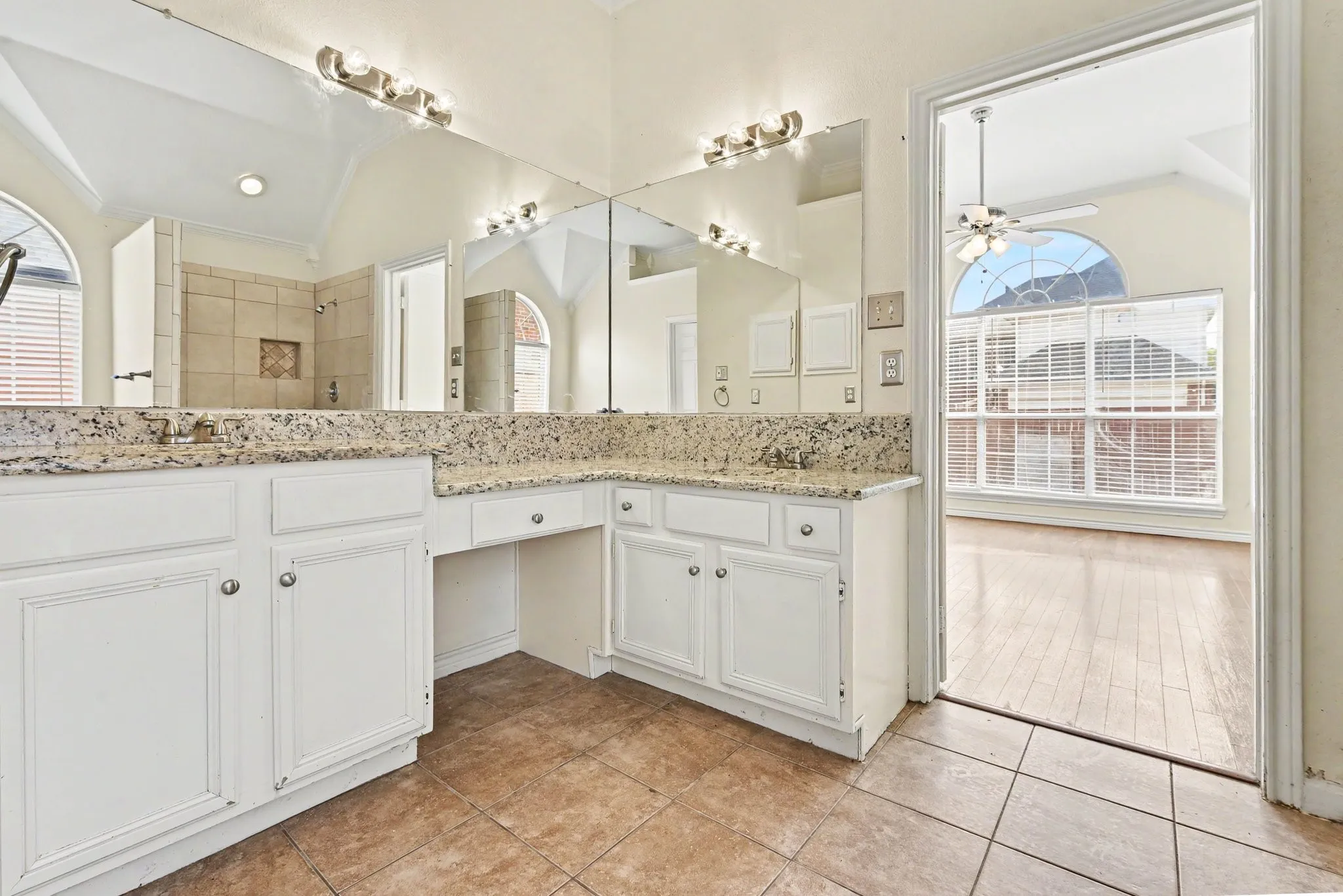 Single Family Residence For Sale in Collin County , 3100 Manga Drive, Plano, Texas 75025, 4 Bedroom, 2 Bathroom, 2 Garage spaces, 2,192 Sqft, built in 1992, mls#21404816, Real Estate Agent in Plano, Homes For Sale in Collin county, Homes For Sale in Plano, Realtor in Plano Texas, Real Estate Brokerage Independent Realty Texas, Luminita Cordes Realtor