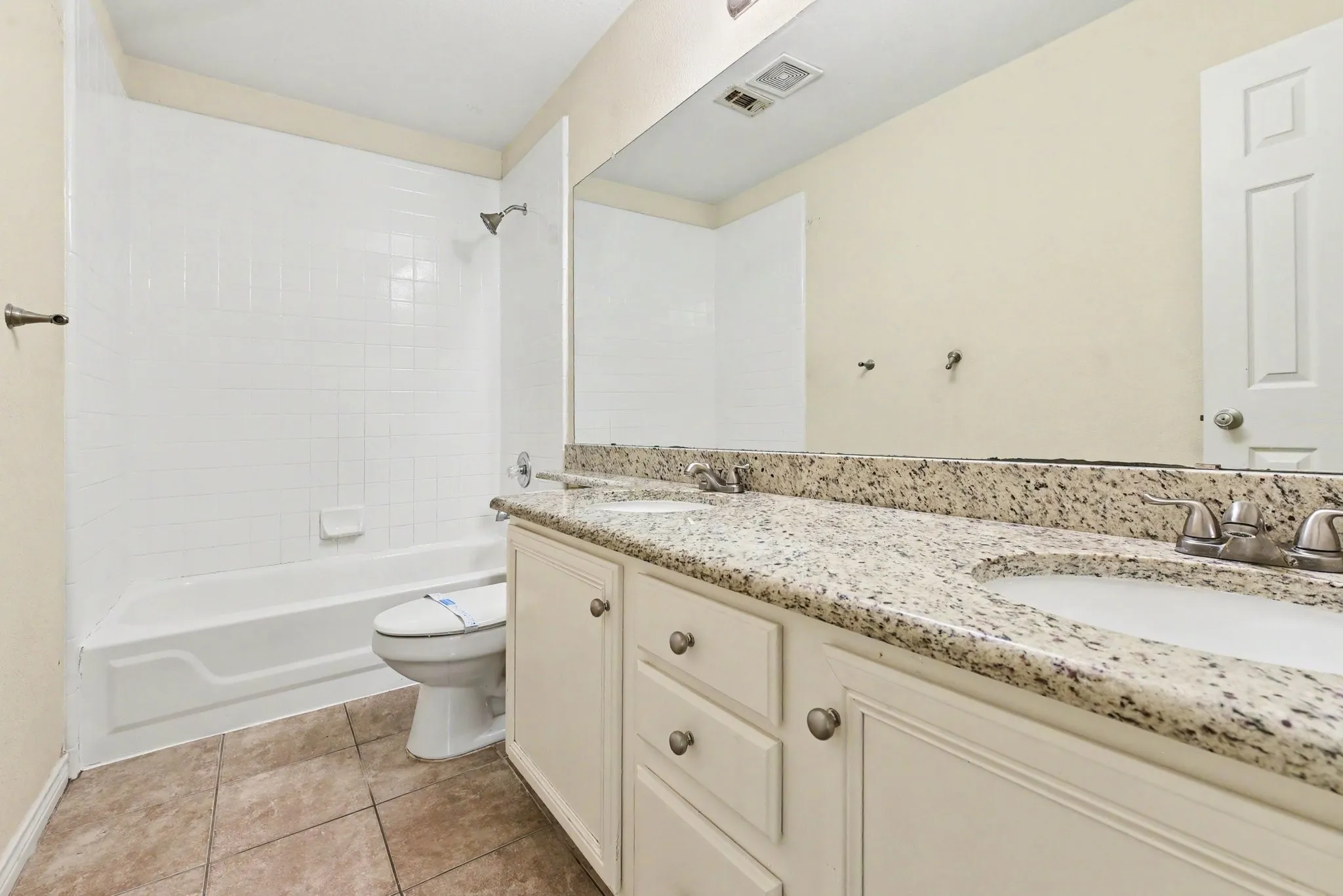 Single Family Residence For Sale in Collin County , 3100 Manga Drive, Plano, Texas 75025, 4 Bedroom, 2 Bathroom, 2 Garage spaces, 2,192 Sqft, built in 1992, mls#21404816, Real Estate Agent in Plano, Homes For Sale in Collin county, Homes For Sale in Plano, Realtor in Plano Texas, Real Estate Brokerage Independent Realty Texas, Luminita Cordes Realtor