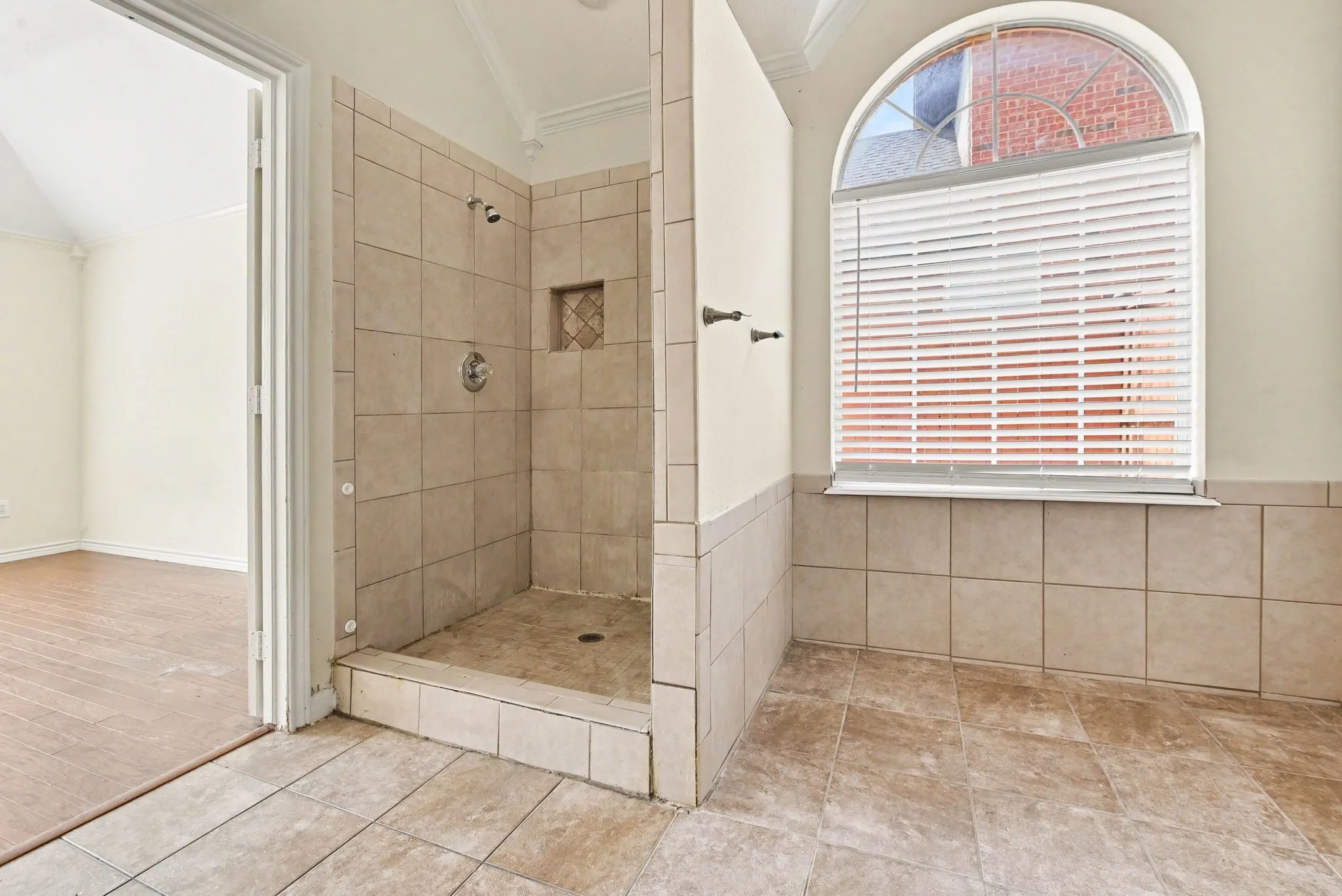 Single Family Residence For Sale in Collin County , 3100 Manga Drive, Plano, Texas 75025, 4 Bedroom, 2 Bathroom, 2 Garage spaces, 2,192 Sqft, built in 1992, mls#21404816, Real Estate Agent in Plano, Homes For Sale in Collin county, Homes For Sale in Plano, Realtor in Plano Texas, Real Estate Brokerage Independent Realty Texas, Luminita Cordes Realtor