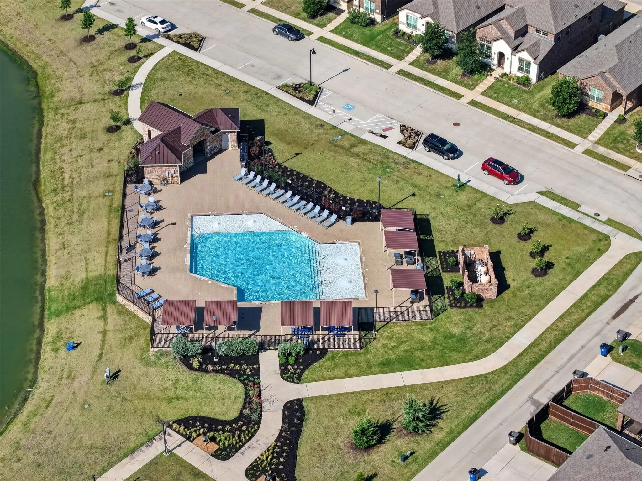 Single Family Residence For Sale in Collin County , 1529 Bennington Lane, Celina, Texas 75009, 3 Bedroom, 2 Bathroom, 2 Garage spaces, 1,532 Sqft, built in 2020, mls#21403815, Real Estate Agent in Celina, Homes For Sale in Collin county, Homes For Sale in Celina, Realtor in Celina Texas, Real Estate Brokerage Independent Realty Texas, Luminita Cordes Realtor