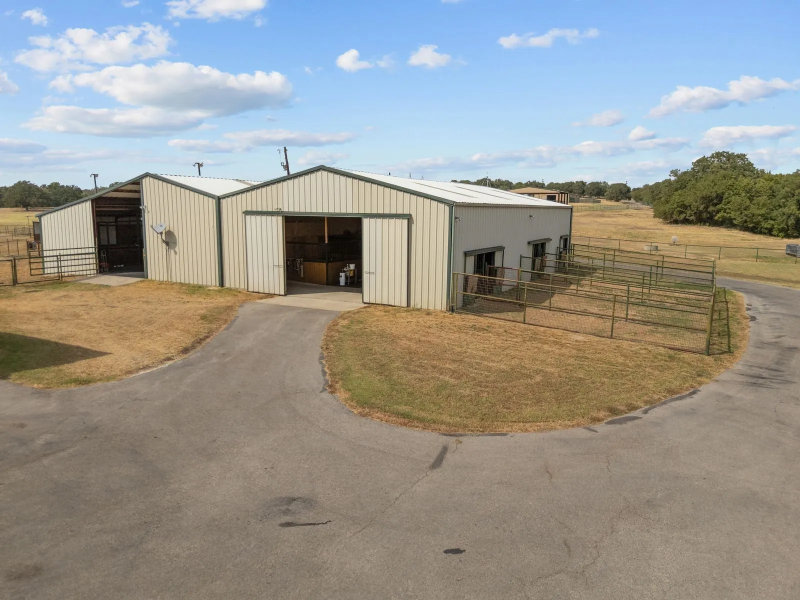 Ranch For Sale in Parker County , 1770 Central Road, Weatherford, Texas 76088, 0, 0, Garage spaces, 0 Sqft, built in 0, mls#21405228, Real Estate Agent in Weatherford, Homes For Sale in Parker county, Homes For Sale in Weatherford, Realtor in Weatherford Texas, Real Estate Brokerage Independent Realty Texas, Luminita Cordes Realtor