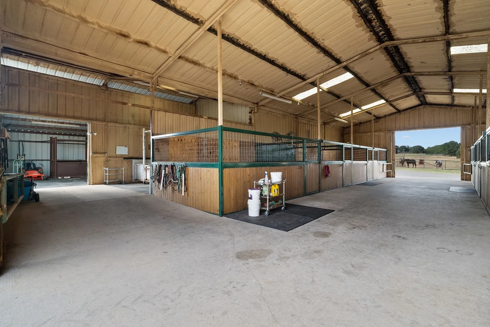 Ranch For Sale in Parker County , 1770 Central Road, Weatherford, Texas 76088, 0, 0, Garage spaces, 0 Sqft, built in 0, mls#21405228, Real Estate Agent in Weatherford, Homes For Sale in Parker county, Homes For Sale in Weatherford, Realtor in Weatherford Texas, Real Estate Brokerage Independent Realty Texas, Luminita Cordes Realtor