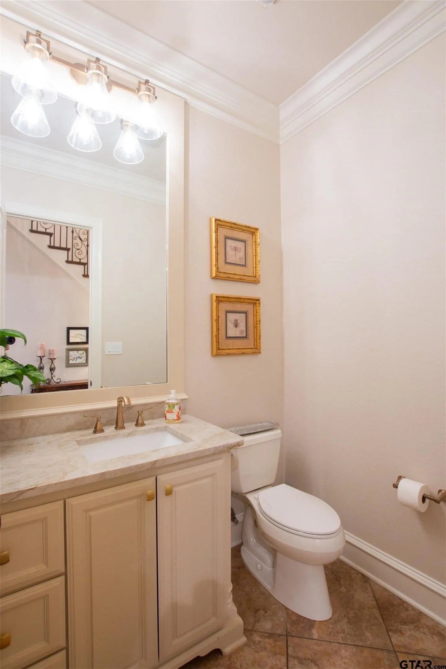 Single Family Residence For Sale in Smith County , 7130 Holly Square Ct., Tyler, Texas 75703, 3 Bedroom, 3 Bathroom, 2 Garage spaces, 2,589 Sqft, built in 2009, mls#21405230, Real Estate Agent in Tyler, Homes For Sale in Smith county, Homes For Sale in Tyler, Realtor in Tyler Texas, Real Estate Brokerage Independent Realty Texas, Luminita Cordes Realtor