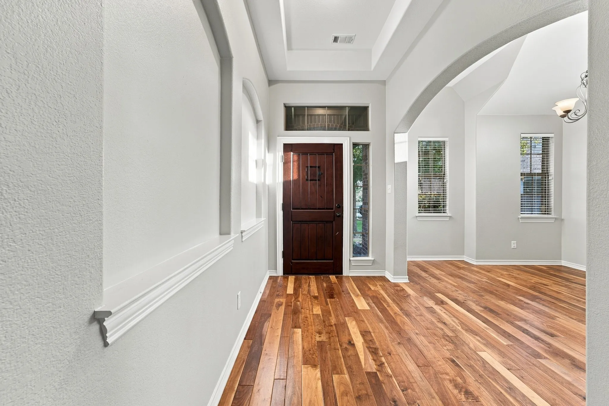 Single Family Residence For Sale in Tarrant County , 3520 Welsh Court, Fort Worth, Texas 76244, 3 Bedroom, 2 Bathroom, 2 Garage spaces, 1,977 Sqft, built in 2007, mls#21403902, Real Estate Agent in Fort Worth, Homes For Sale in Tarrant county, Homes For Sale in Fort Worth, Realtor in Fort Worth Texas, Real Estate Brokerage Independent Realty Texas, Luminita Cordes Realtor