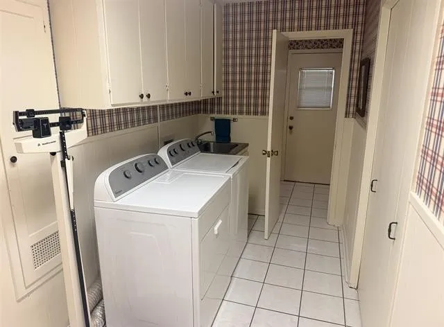 Single Family Residence For Sale in Smith County , 1205 Lake Cross Road, Hideaway, Texas 75771, 3 Bedroom, 3 Bathroom, 3 Garage spaces, 2,954 Sqft, built in 1971, mls#21404980, Real Estate Agent in Hideaway, Homes For Sale in Smith county, Homes For Sale in Hideaway, Realtor in Hideaway Texas, Real Estate Brokerage Independent Realty Texas, Luminita Cordes Realtor
