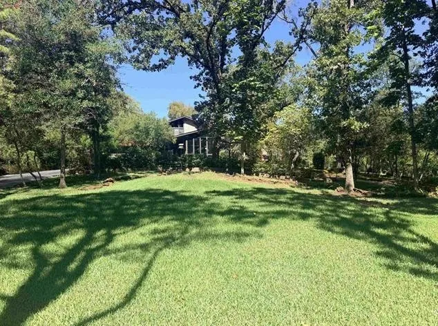Single Family Residence For Sale in Smith County , 1205 Lake Cross Road, Hideaway, Texas 75771, 3 Bedroom, 3 Bathroom, 3 Garage spaces, 2,954 Sqft, built in 1971, mls#21404980, Real Estate Agent in Hideaway, Homes For Sale in Smith county, Homes For Sale in Hideaway, Realtor in Hideaway Texas, Real Estate Brokerage Independent Realty Texas, Luminita Cordes Realtor