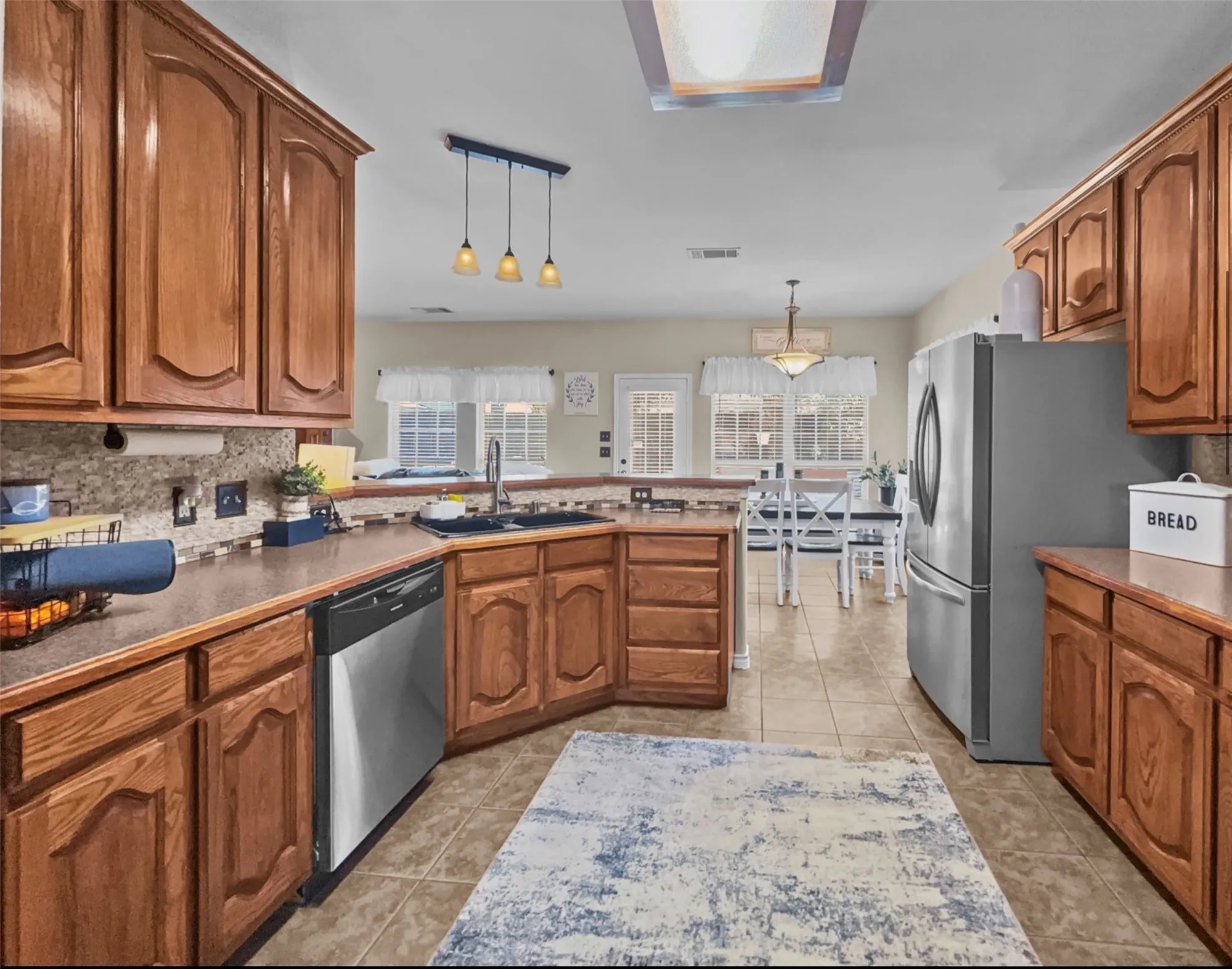Single Family Residence For Sale in Collin County , 8600 La Quinta Lane, Mc Kinney, Texas 75070, 4 Bedroom, 3 Bathroom, 2 Garage spaces, 2,765 Sqft, built in 2004, mls#21403366, Real Estate Agent in Mc Kinney, Homes For Sale in Collin county, Homes For Sale in Mc Kinney, Realtor in Mc Kinney Texas, Real Estate Brokerage Independent Realty Texas, Luminita Cordes Realtor