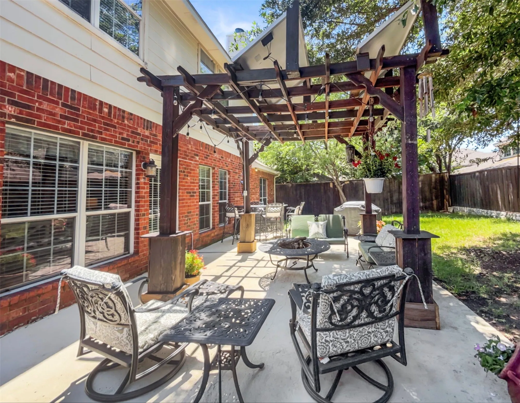 Single Family Residence For Sale in Collin County , 8600 La Quinta Lane, Mc Kinney, Texas 75070, 4 Bedroom, 3 Bathroom, 2 Garage spaces, 2,765 Sqft, built in 2004, mls#21403366, Real Estate Agent in Mc Kinney, Homes For Sale in Collin county, Homes For Sale in Mc Kinney, Realtor in Mc Kinney Texas, Real Estate Brokerage Independent Realty Texas, Luminita Cordes Realtor