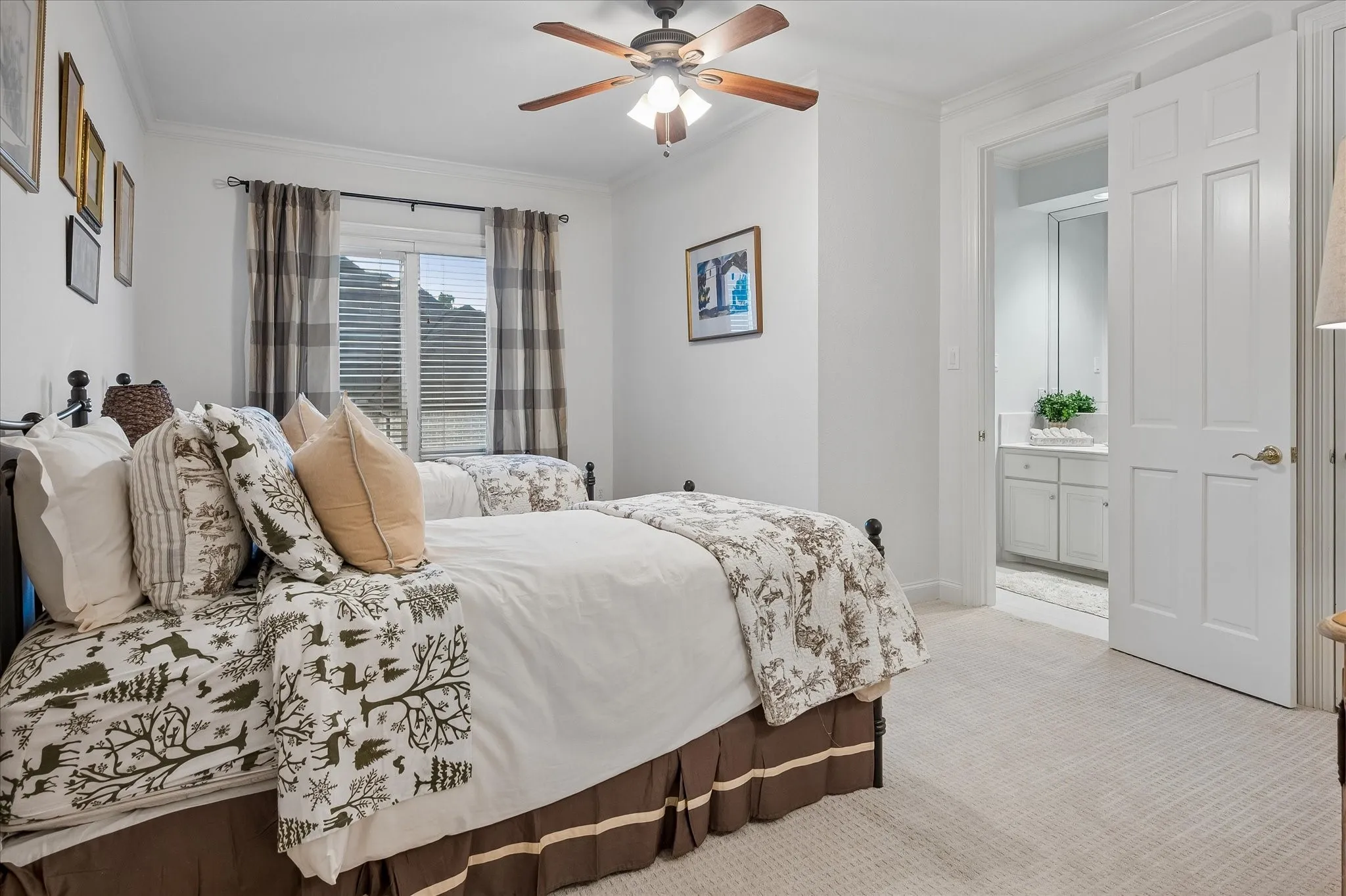 Single Family Residence For Sale in Tarrant County , 4813 W Cranbrook Drive, Colleyville, Texas 76034, 4 Bedroom, 5 Bathroom, 3 Garage spaces, 6,590 Sqft, built in 1994, mls#21387482, Real Estate Agent in Colleyville, Homes For Sale in Tarrant county, Homes For Sale in Colleyville, Realtor in Colleyville Texas, Real Estate Brokerage Independent Realty Texas, Luminita Cordes Realtor
