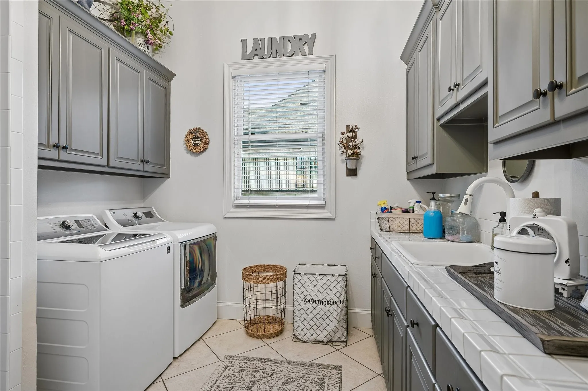 Single Family Residence For Sale in Tarrant County , 4813 W Cranbrook Drive, Colleyville, Texas 76034, 4 Bedroom, 5 Bathroom, 3 Garage spaces, 6,590 Sqft, built in 1994, mls#21387482, Real Estate Agent in Colleyville, Homes For Sale in Tarrant county, Homes For Sale in Colleyville, Realtor in Colleyville Texas, Real Estate Brokerage Independent Realty Texas, Luminita Cordes Realtor