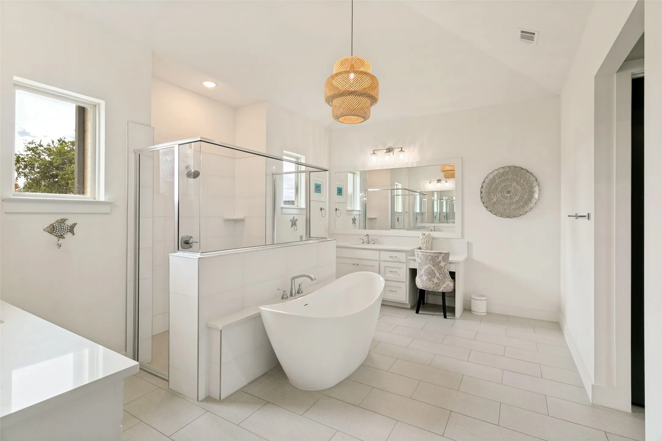 Single Family Residence For Rent in Parker County , 1025 Aledo Ridge Court, Fort Worth, Texas 76108, 5 Bedroom, 3 Bathroom, 3 Garage spaces, 3,221 Sqft, built in 2021, mls#21405248, Real Estate Agent in Fort Worth, Homes For Rent in Parker county, Homes For Rent in Fort Worth, Realtor in Fort Worth Texas, Real Estate Brokerage Independent Realty Texas, Luminita Cordes Realtor