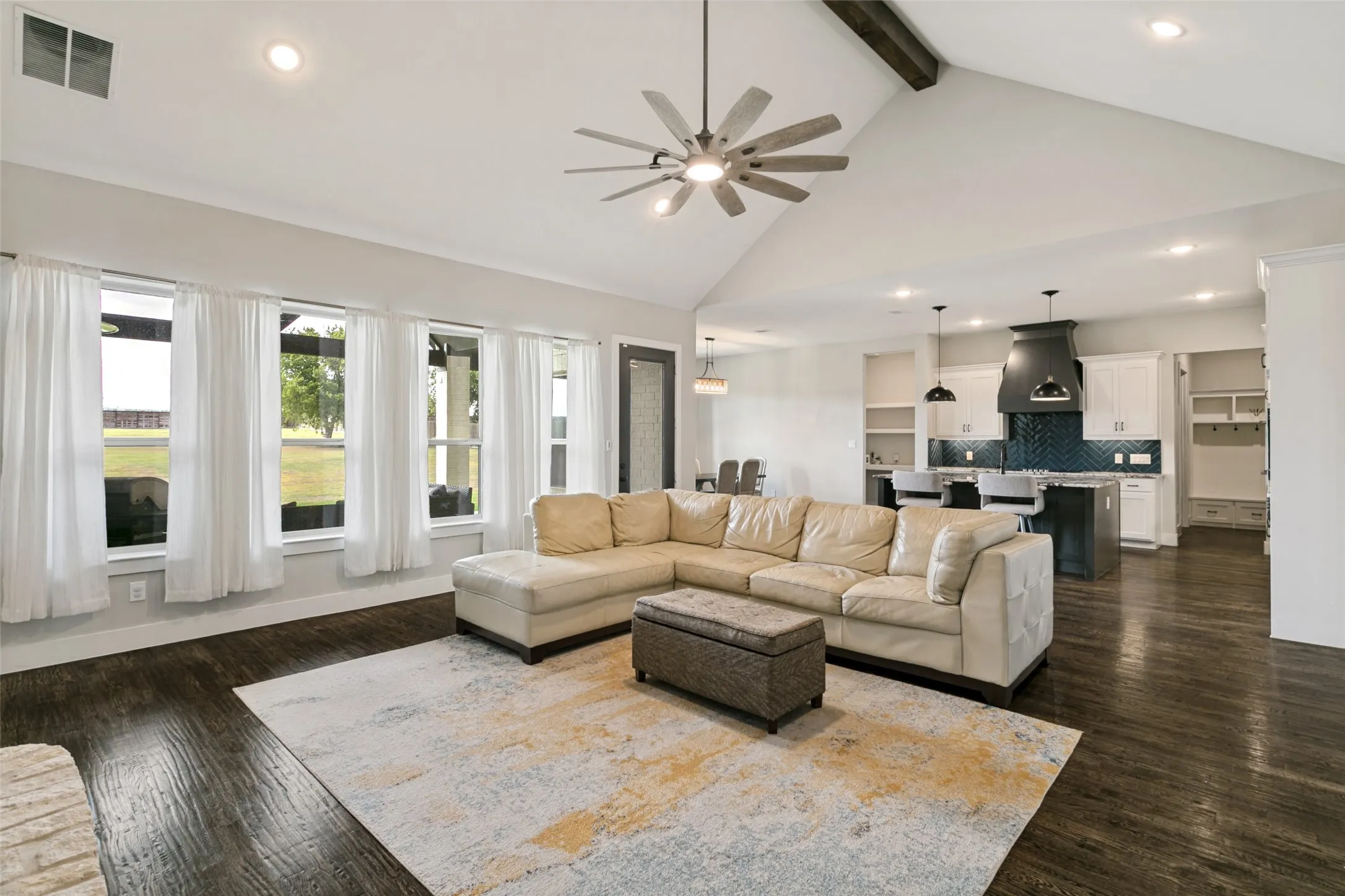 Single Family Residence For Rent in Parker County , 1025 Aledo Ridge Court, Fort Worth, Texas 76108, 5 Bedroom, 3 Bathroom, 3 Garage spaces, 3,221 Sqft, built in 2021, mls#21405248, Real Estate Agent in Fort Worth, Homes For Rent in Parker county, Homes For Rent in Fort Worth, Realtor in Fort Worth Texas, Real Estate Brokerage Independent Realty Texas, Luminita Cordes Realtor