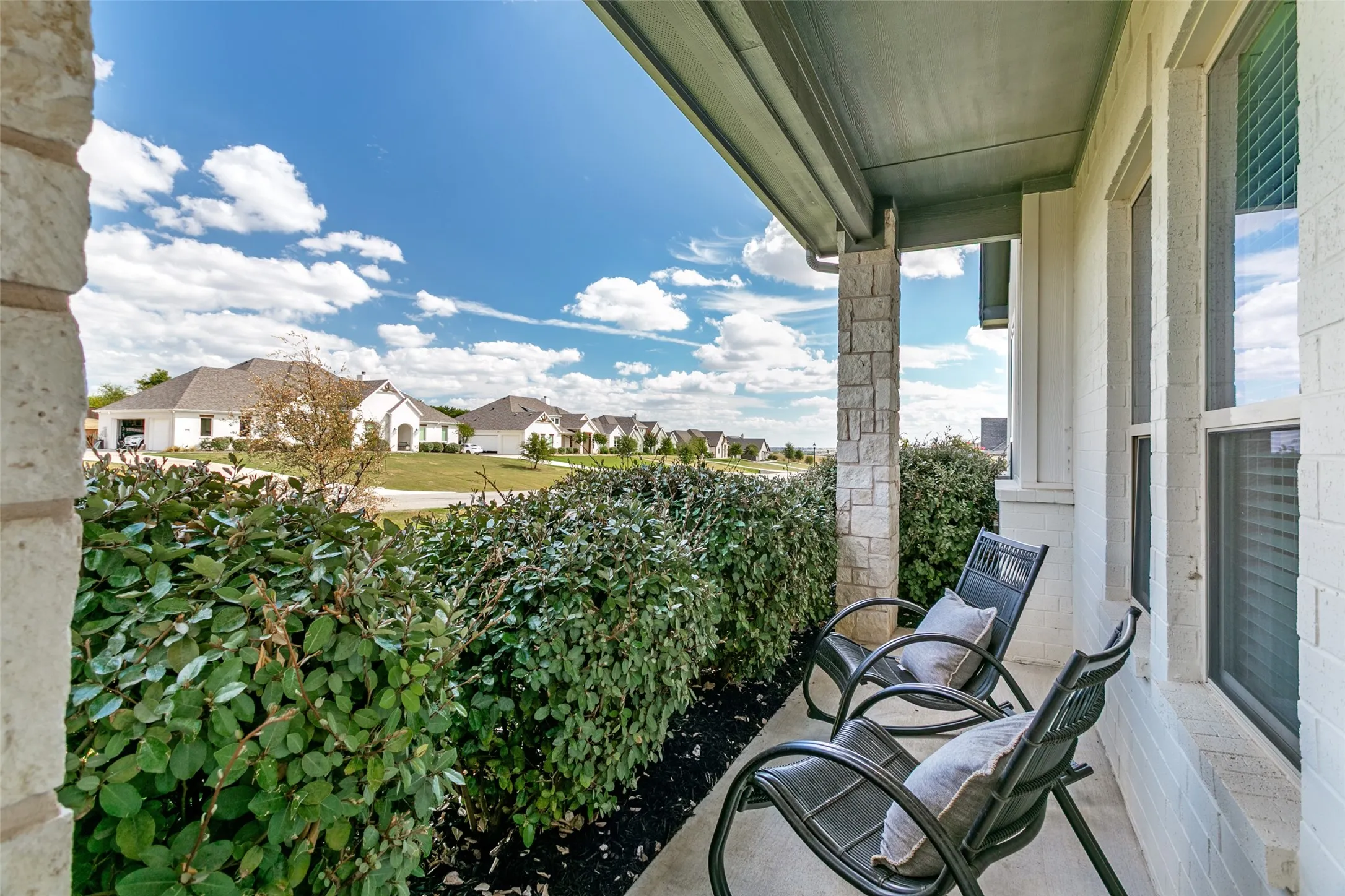 Single Family Residence For Rent in Parker County , 1025 Aledo Ridge Court, Fort Worth, Texas 76108, 5 Bedroom, 3 Bathroom, 3 Garage spaces, 3,221 Sqft, built in 2021, mls#21405248, Real Estate Agent in Fort Worth, Homes For Rent in Parker county, Homes For Rent in Fort Worth, Realtor in Fort Worth Texas, Real Estate Brokerage Independent Realty Texas, Luminita Cordes Realtor