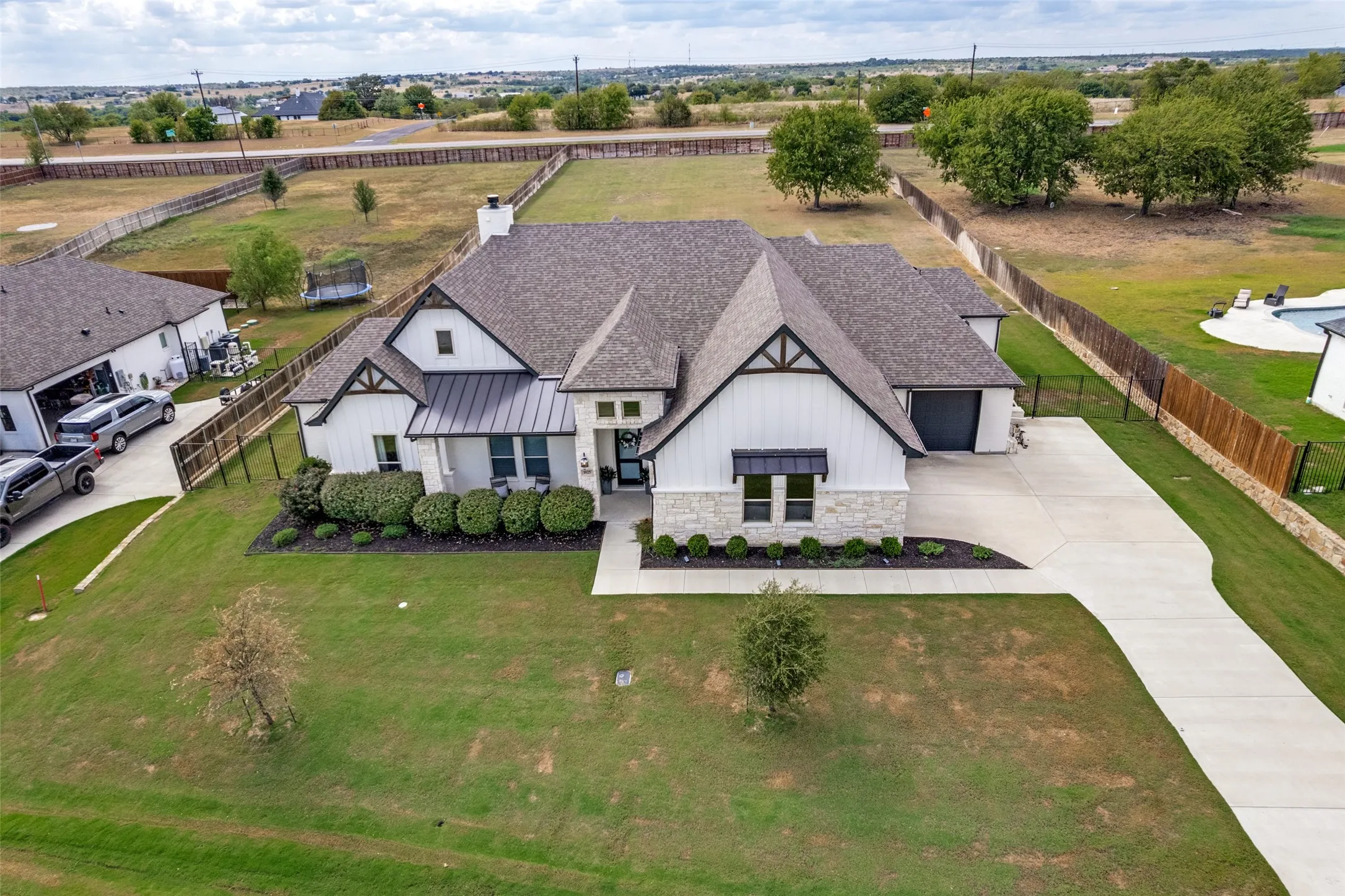 Single Family Residence For Rent in Parker County , 1025 Aledo Ridge Court, Fort Worth, Texas 76108, 5 Bedroom, 3 Bathroom, 3 Garage spaces, 3,221 Sqft, built in 2021, mls#21405248, Real Estate Agent in Fort Worth, Homes For Rent in Parker county, Homes For Rent in Fort Worth, Realtor in Fort Worth Texas, Real Estate Brokerage Independent Realty Texas, Luminita Cordes Realtor