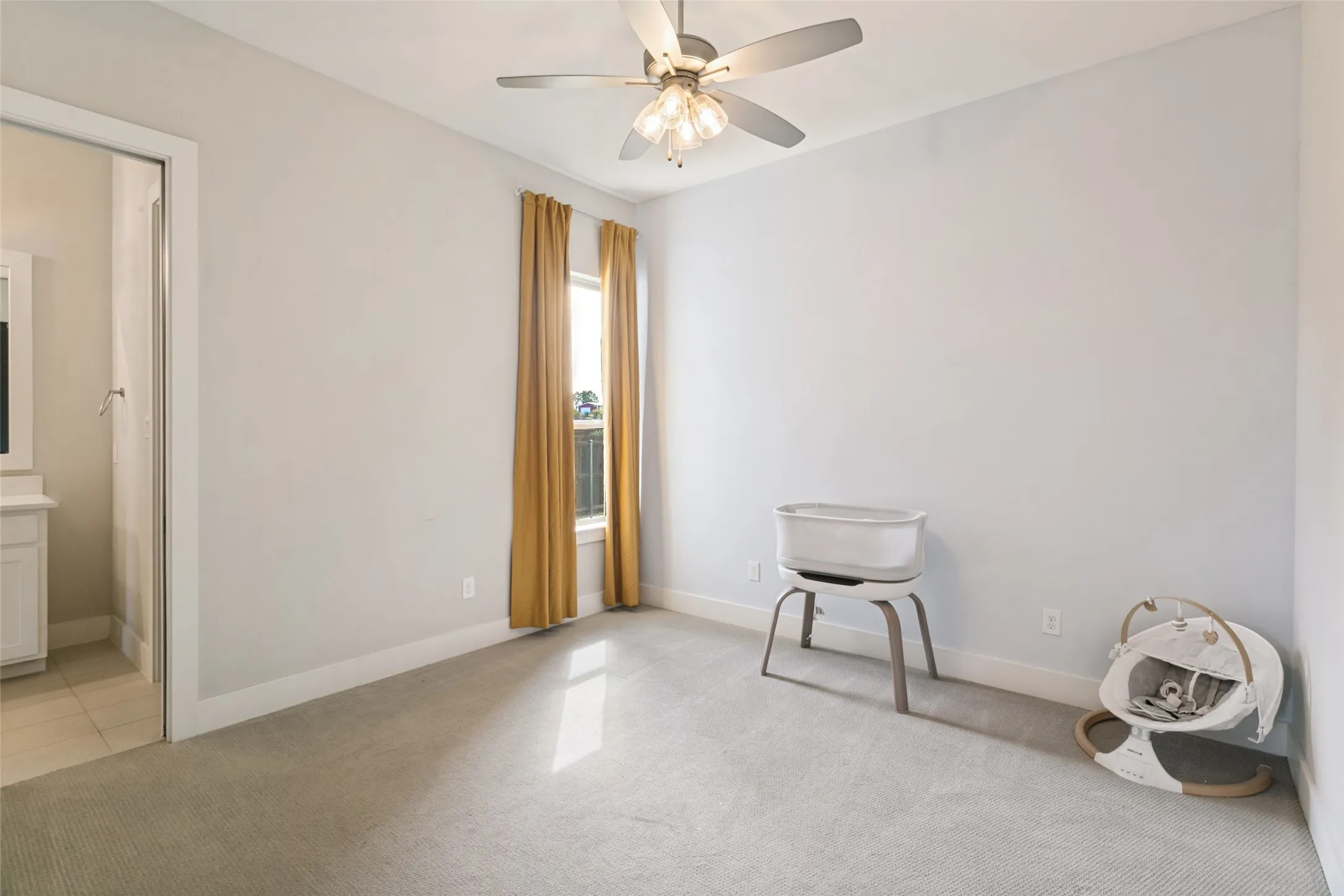 Single Family Residence For Rent in Parker County , 1025 Aledo Ridge Court, Fort Worth, Texas 76108, 5 Bedroom, 3 Bathroom, 3 Garage spaces, 3,221 Sqft, built in 2021, mls#21405248, Real Estate Agent in Fort Worth, Homes For Rent in Parker county, Homes For Rent in Fort Worth, Realtor in Fort Worth Texas, Real Estate Brokerage Independent Realty Texas, Luminita Cordes Realtor
