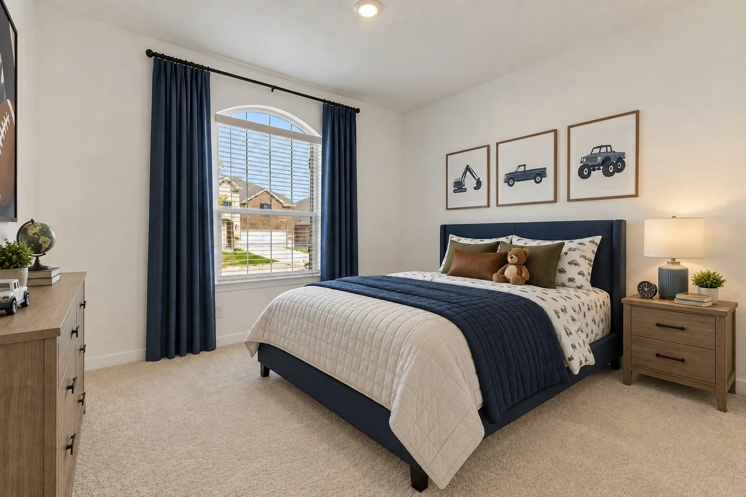Single Family Residence For Sale in Denton County , 129 Invermore Drive, Little Elm, Texas 75068, 5 Bedroom, 5 Bathroom, 2 Garage spaces, 3,357 Sqft, built in 2024, mls#21401687, Real Estate Agent in Little Elm, Homes For Sale in Denton county, Homes For Sale in Little Elm, Realtor in Little Elm Texas, Real Estate Brokerage Independent Realty Texas, Luminita Cordes Realtor
