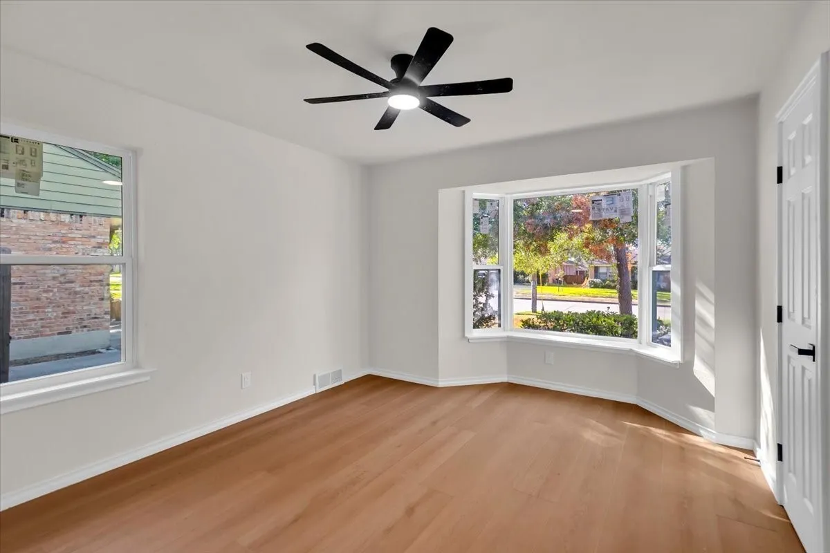 Single Family Residence For Sale in Dallas County , 732 James Drive, Richardson, Texas 75080, 4 Bedroom, 3 Bathroom, 1 Garage spaces, 1,975 Sqft, built in 1957, mls#21405093, Real Estate Agent in Richardson, Homes For Sale in Dallas county, Homes For Sale in Richardson, Realtor in Richardson Texas, Real Estate Brokerage Independent Realty Texas, Luminita Cordes Realtor